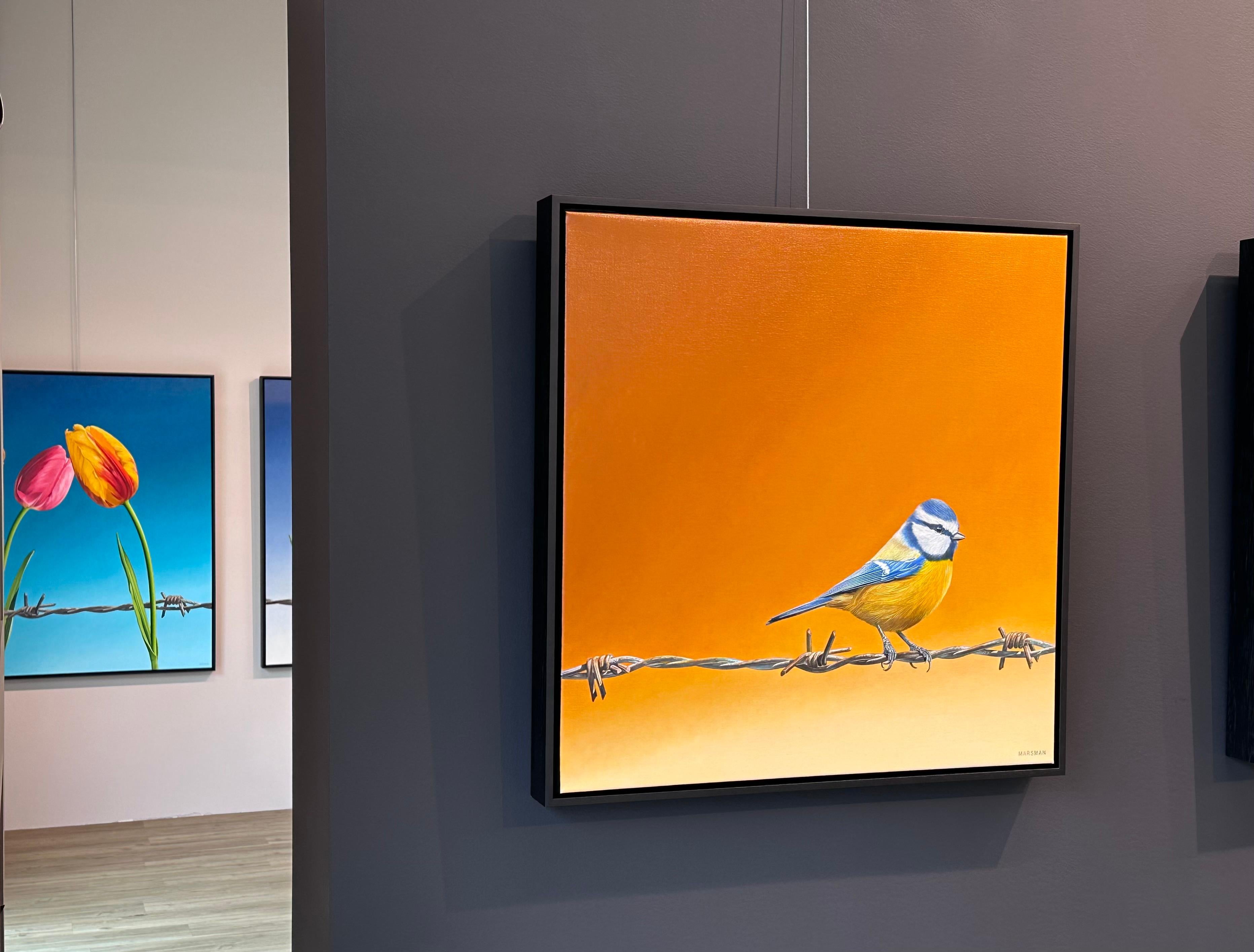 Freedom IX – 21. Jahrhundert  Gemälde eines Vogels auf gestapeltem Draht – Painting von JP Marsman