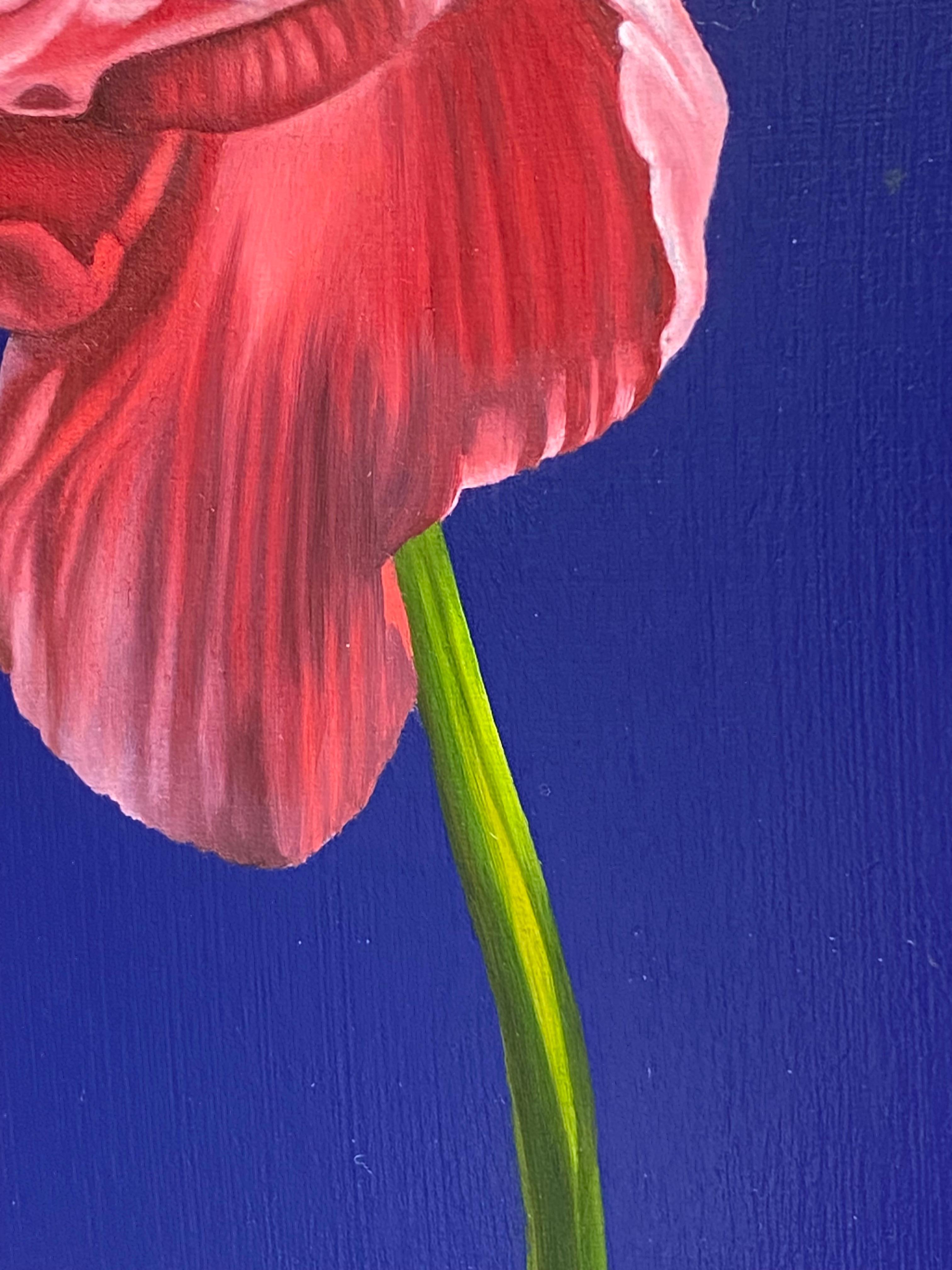 Peonia - Quadro ad olio iperrealistico del 21° secolo raffigurante un fiore di peonia in vendita 4