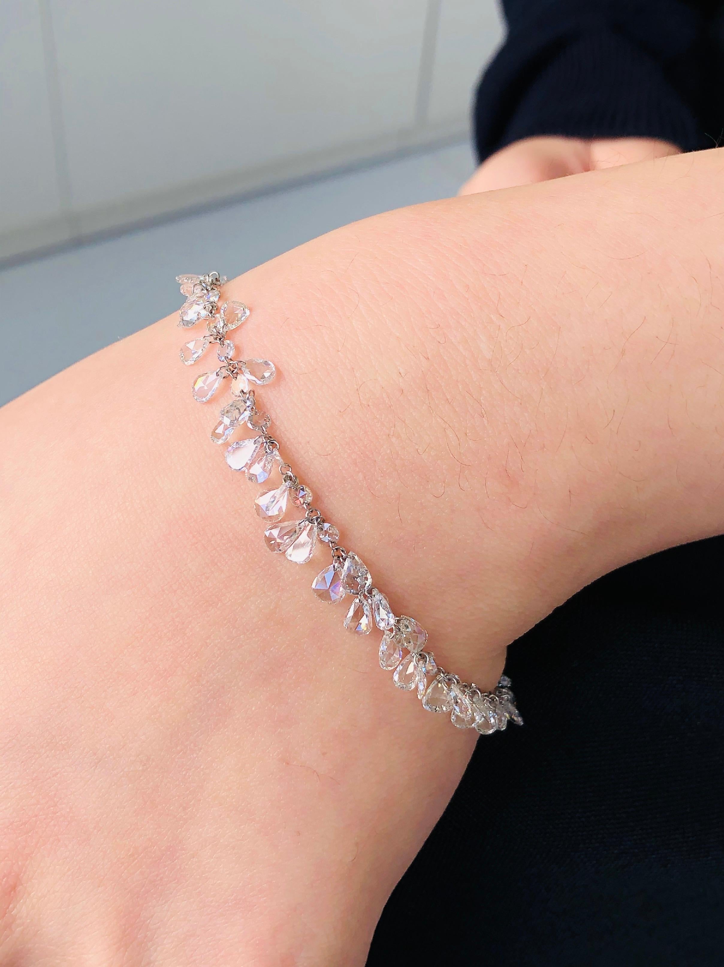 Contemporary JR 11.01 Carat Dangling Rose Cut Diamond 18 Karat White Gold Bracelet For Sale