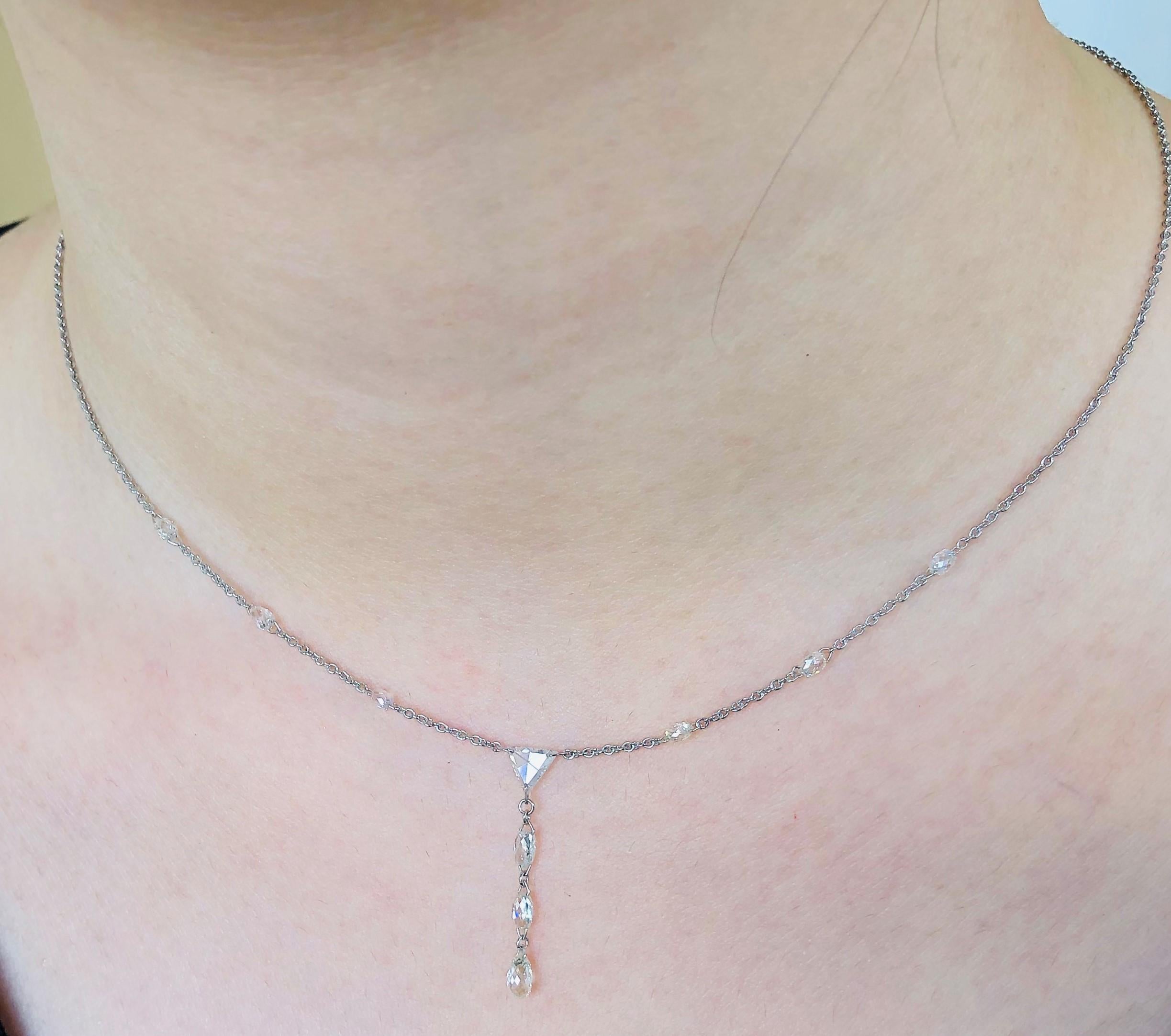 Moderno Collana girocollo con diamanti taglio rosa in oro bianco 18 carati JR 1,59 Carati in vendita