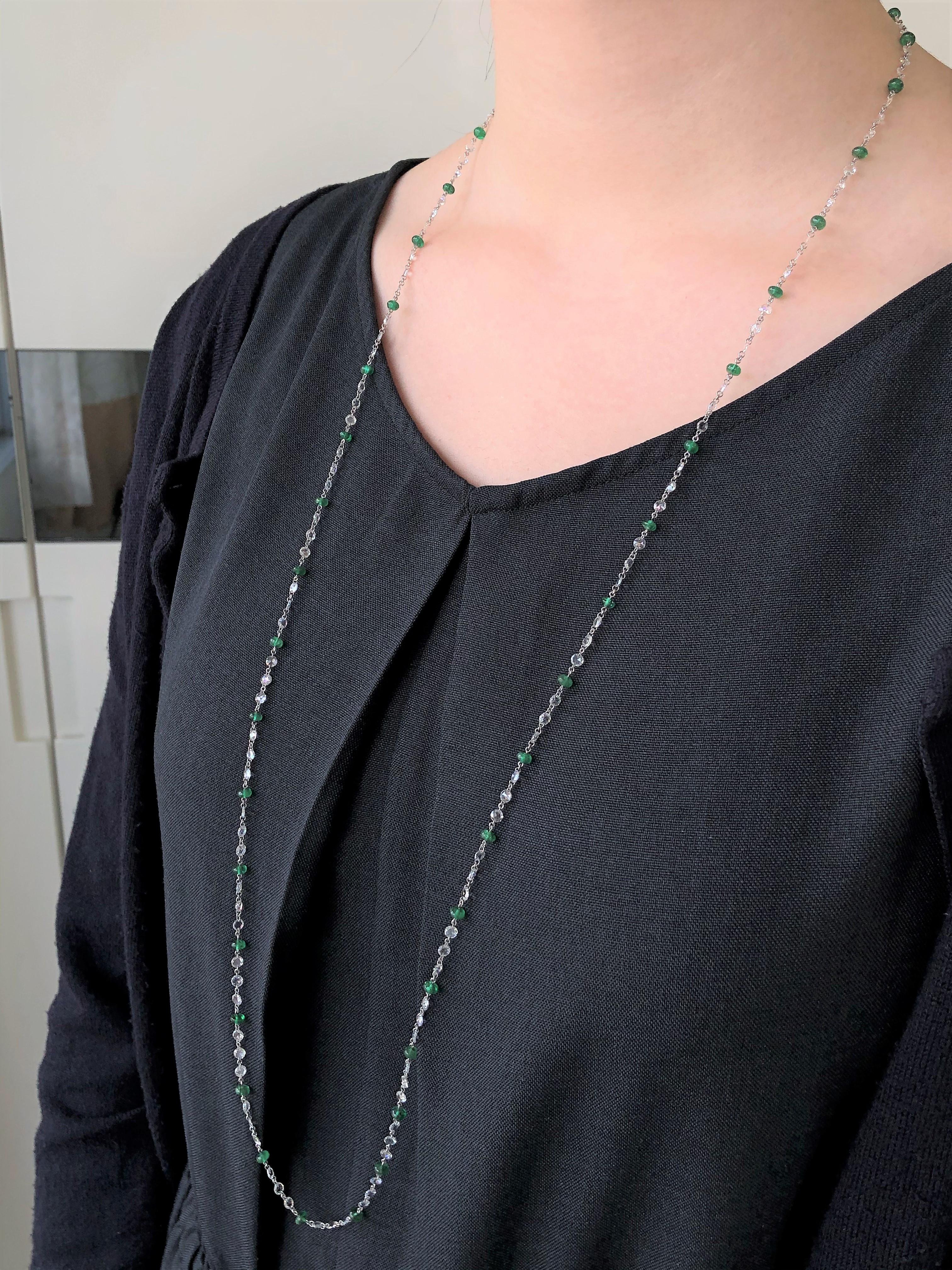 Moderne JR Collier d'émeraudes en or blanc 18 carats avec diamants taille rose en vente