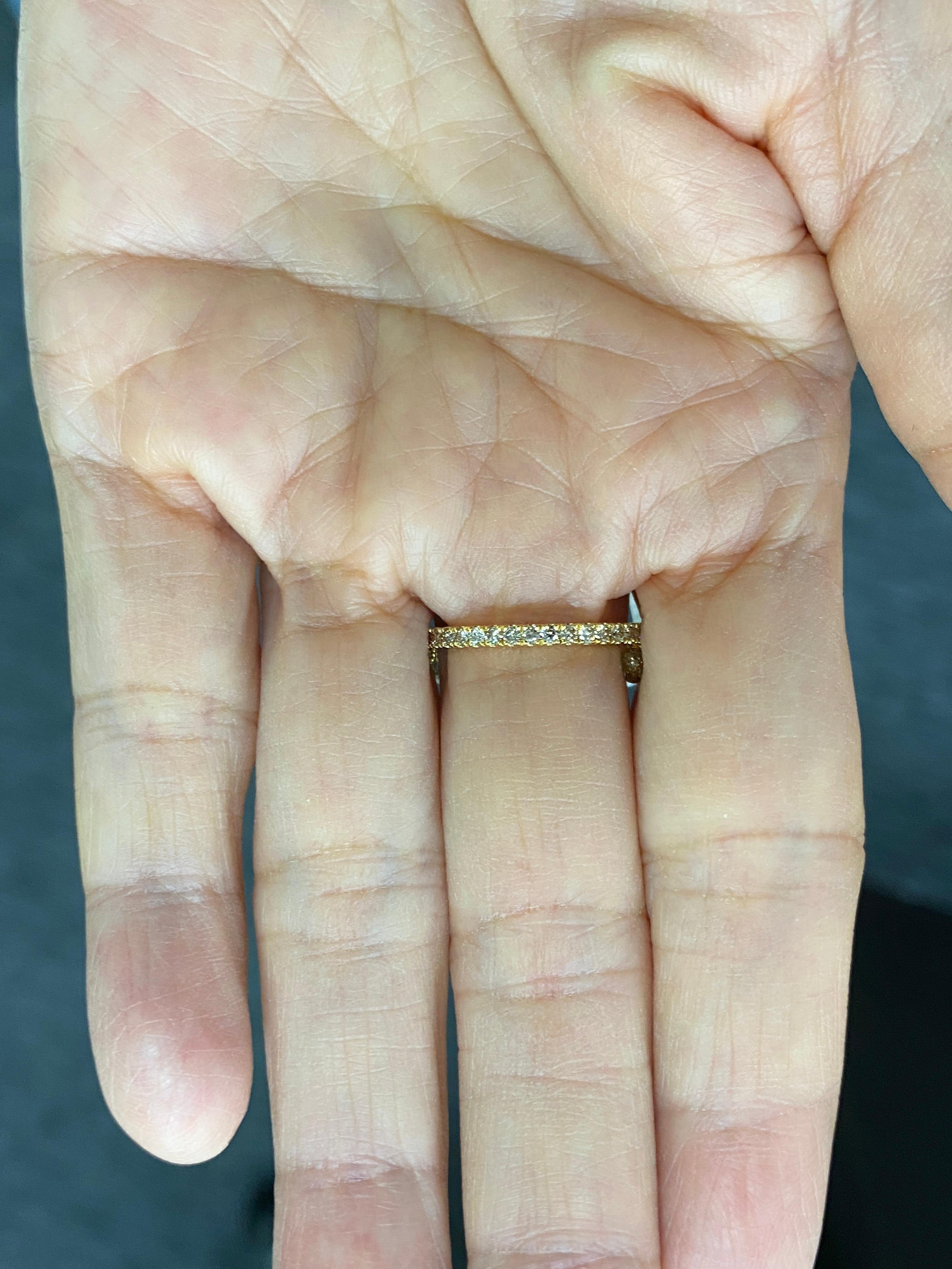Modern JR 2.27 Carat Diamond Briolette Dangling Ring 18 Karat Yellow Gold For Sale