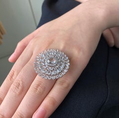 Bague en or blanc 18 carats avec fleur en diamant taille rose JR 6::01 carats