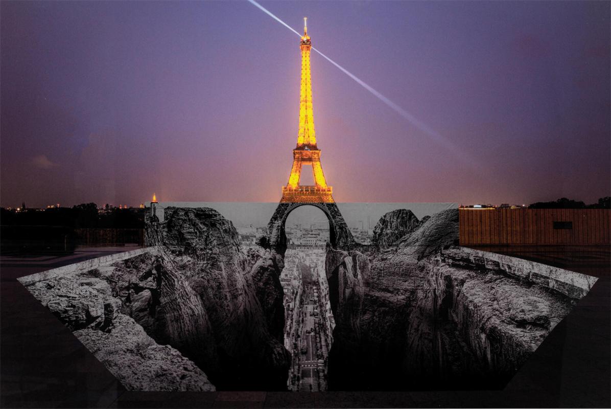 Landscape Photograph JR  - "Trompe l'oeil, Les Falaises du Trocadéro, Paris, France, Mai 2021" Impression giclée