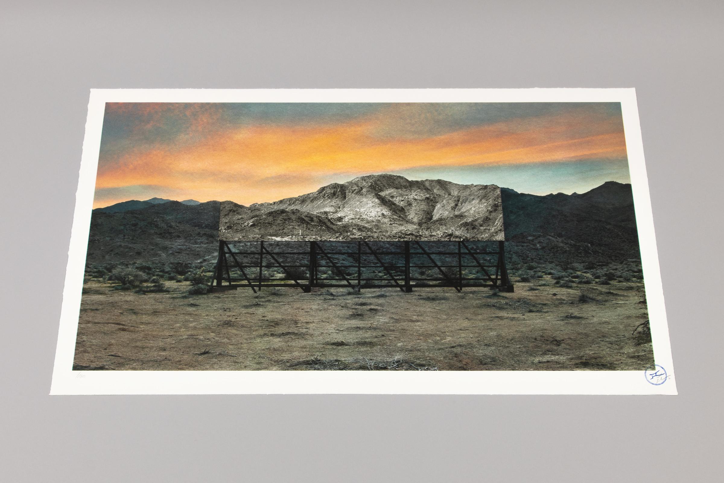 JR, Trompe l'Oeil, Valle de la Muerte, Cartelera - Impresión firmada, Arte callejero, Arte urbano - Figurative Print Gris de JR (aka Jean René)