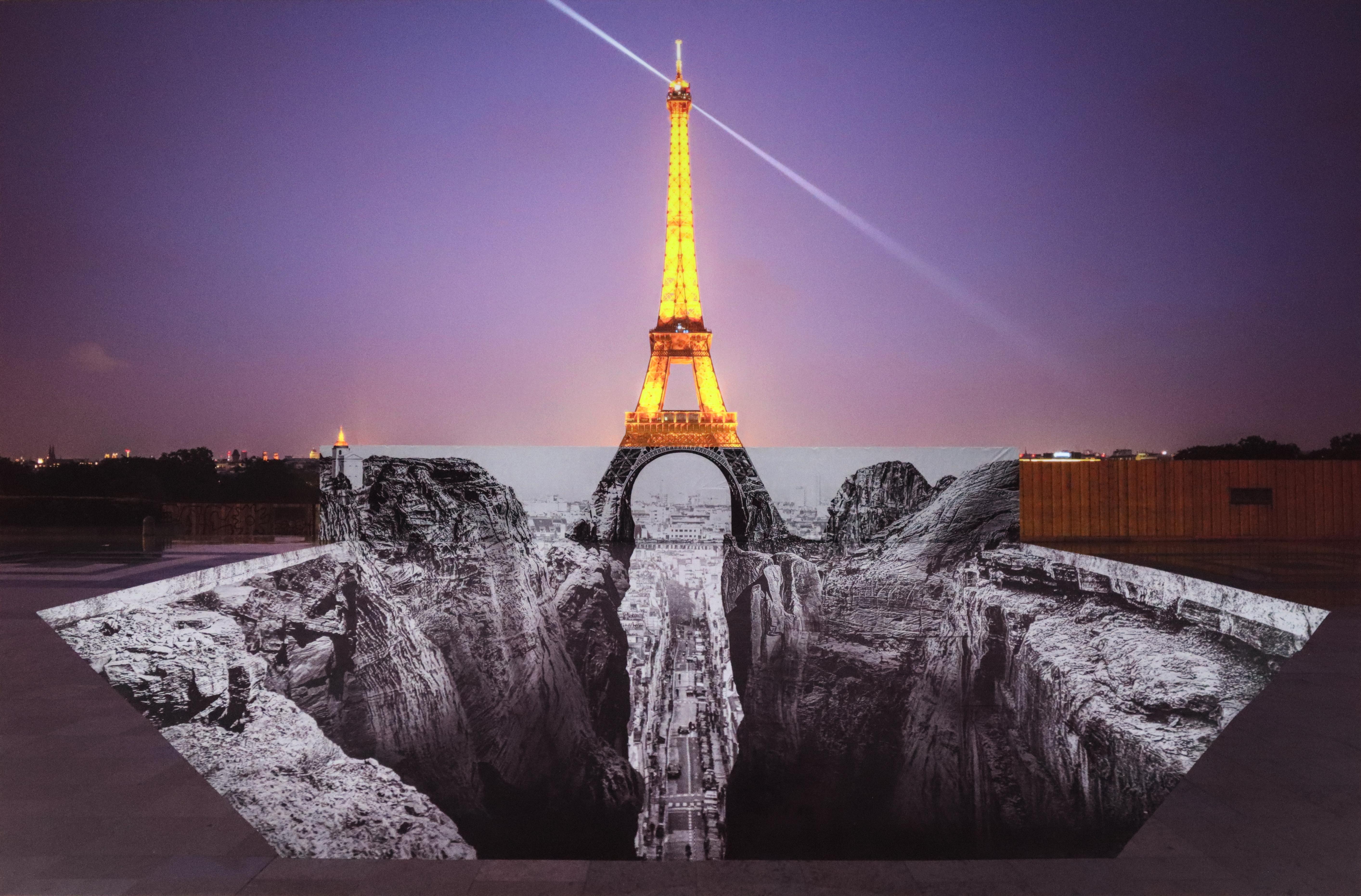 Trompe l'oeil, Les Falaises du Trocadéro, 2021 -JR, 25 mai 2021, 22h18 en vente 4