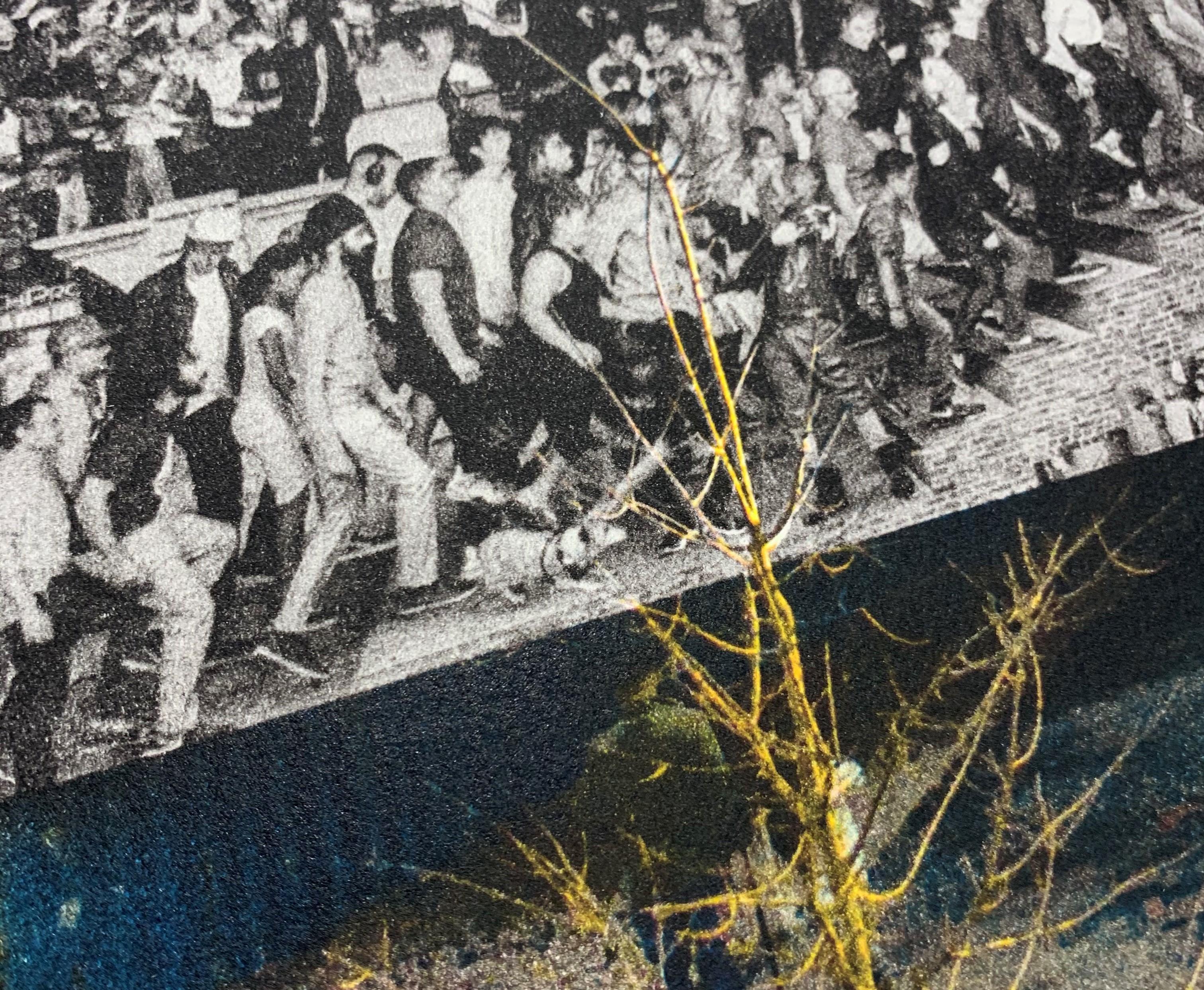 Die Chroniken von New York City, Domino Park, USA  - Zeitgenössisch, 21. Jahrhundert (Fotorealismus), Print, von JR artist