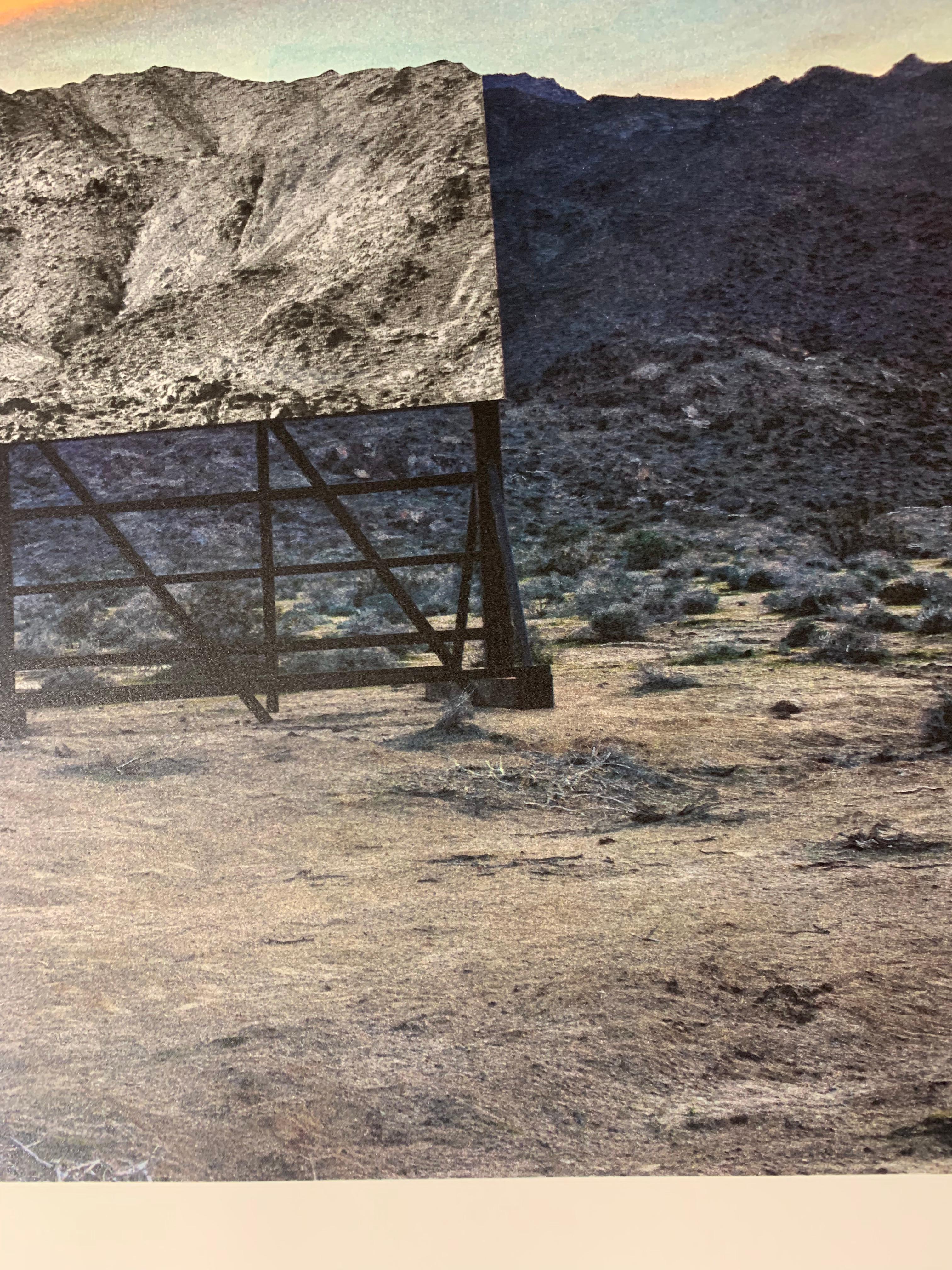 Trompe l'oeil, Death Valley, Billboard, 4. März 2017, 5:41 Uhr, Kalifornien, USA im Angebot 6