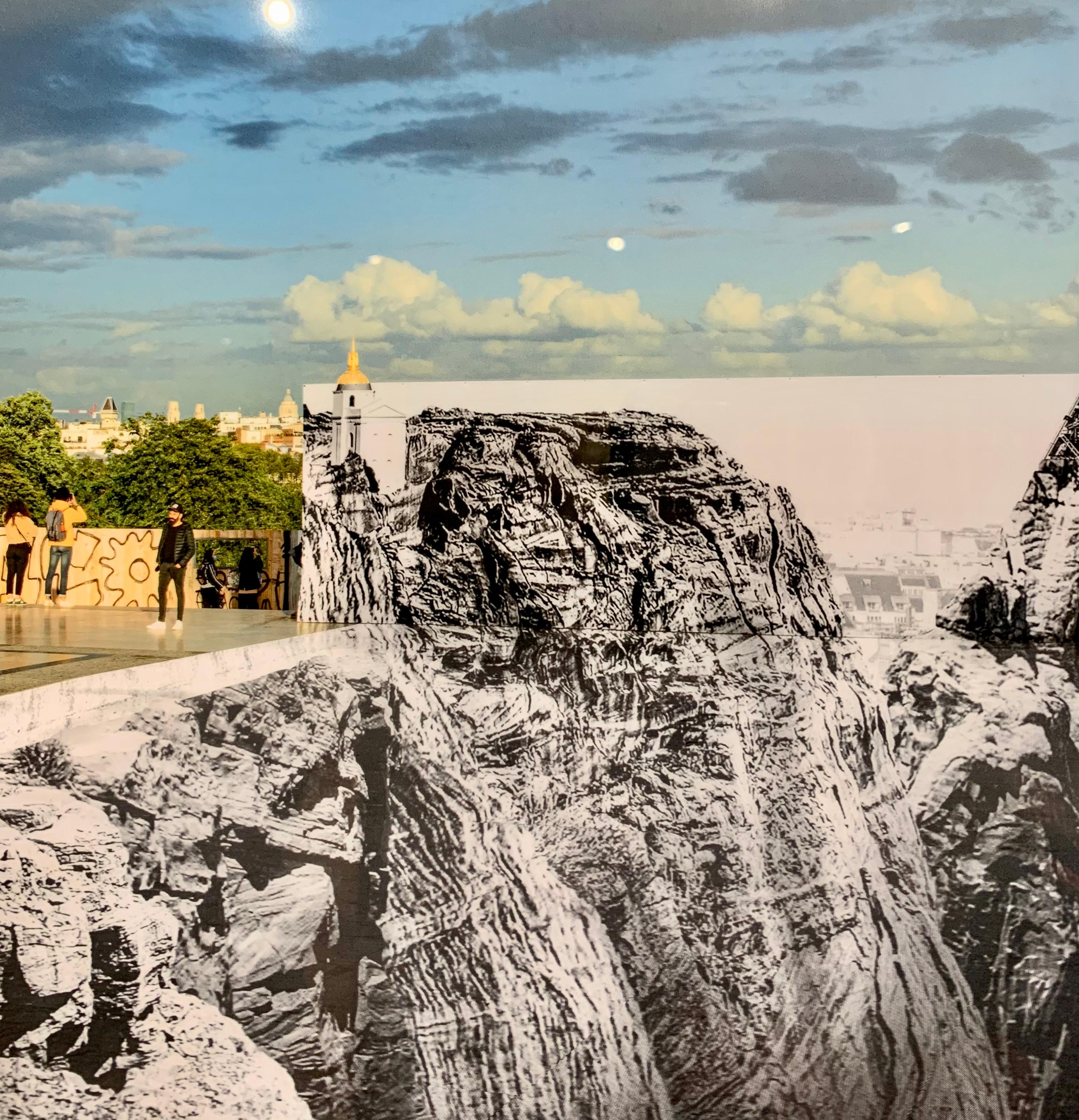 Trompe l'oeil, Les Falaises du Trocadéro, 2021 -JR, 18 mai 2021, 19h58 For Sale 2