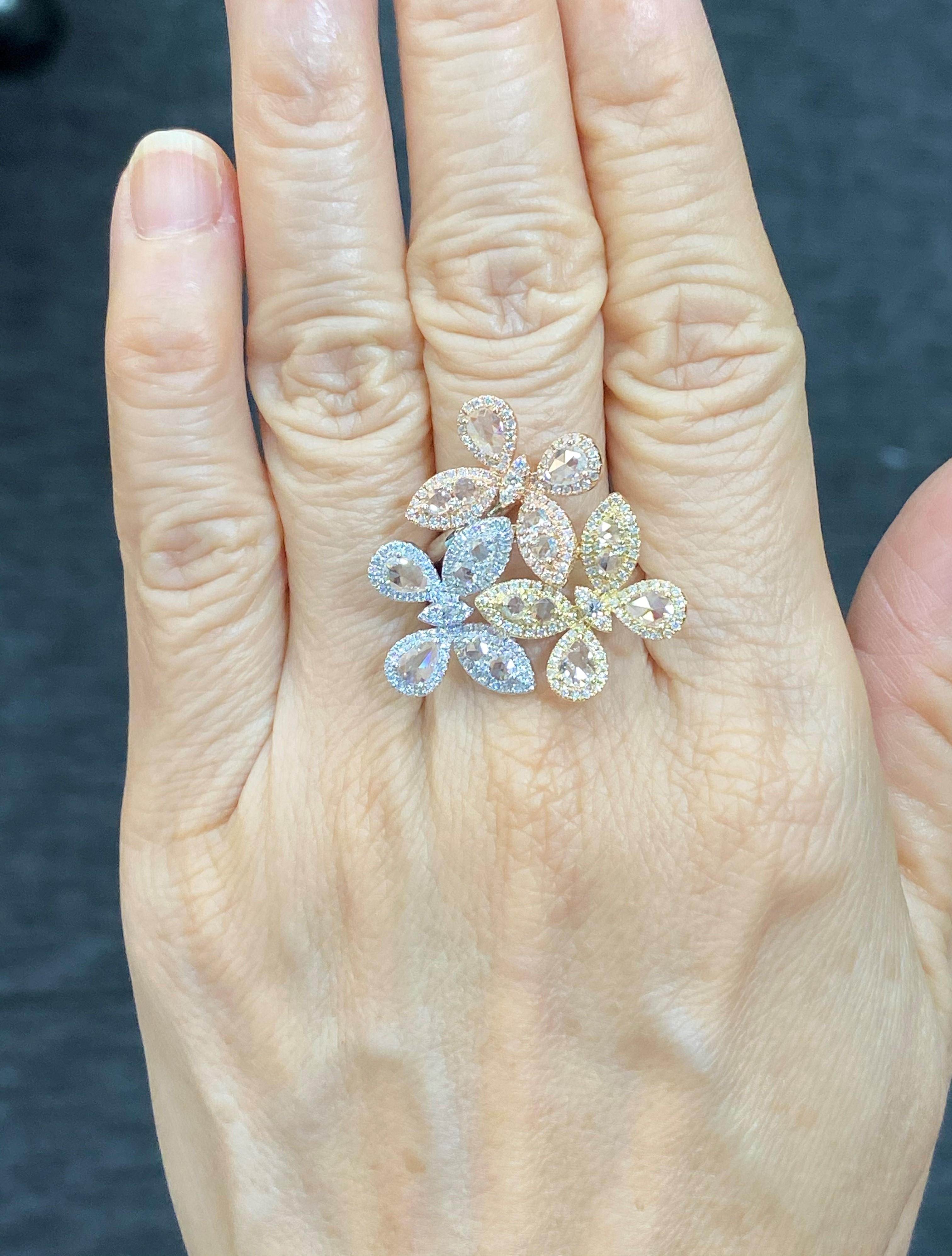 JR Rose Cut Diamond Triple Flower 18 Karat Gold Ring In New Condition For Sale In Hong Kong, HK