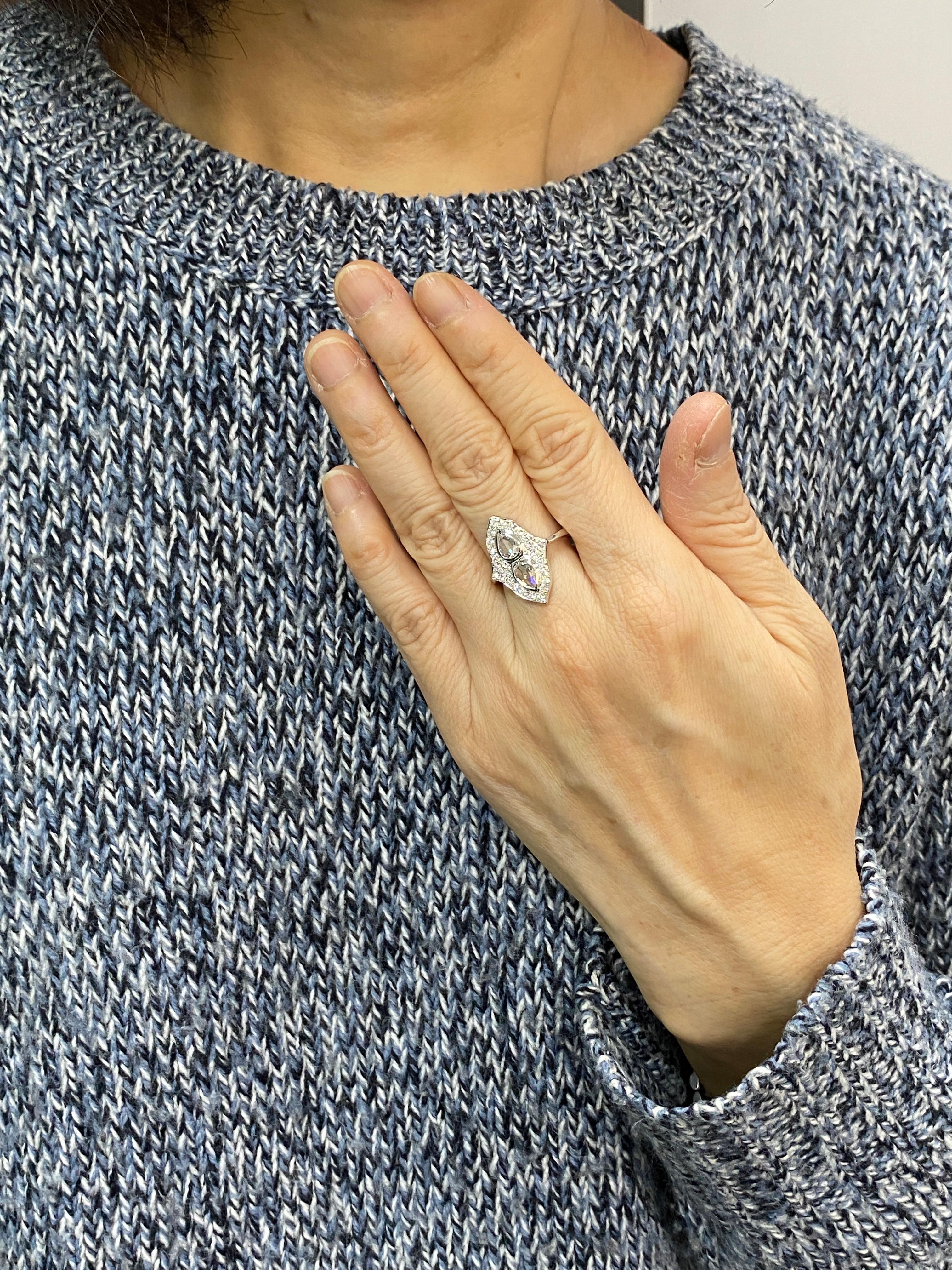JR Toi Et Moi Rose Cut Diamond 18 Karat White Gold Ring In New Condition For Sale In Hong Kong, HK