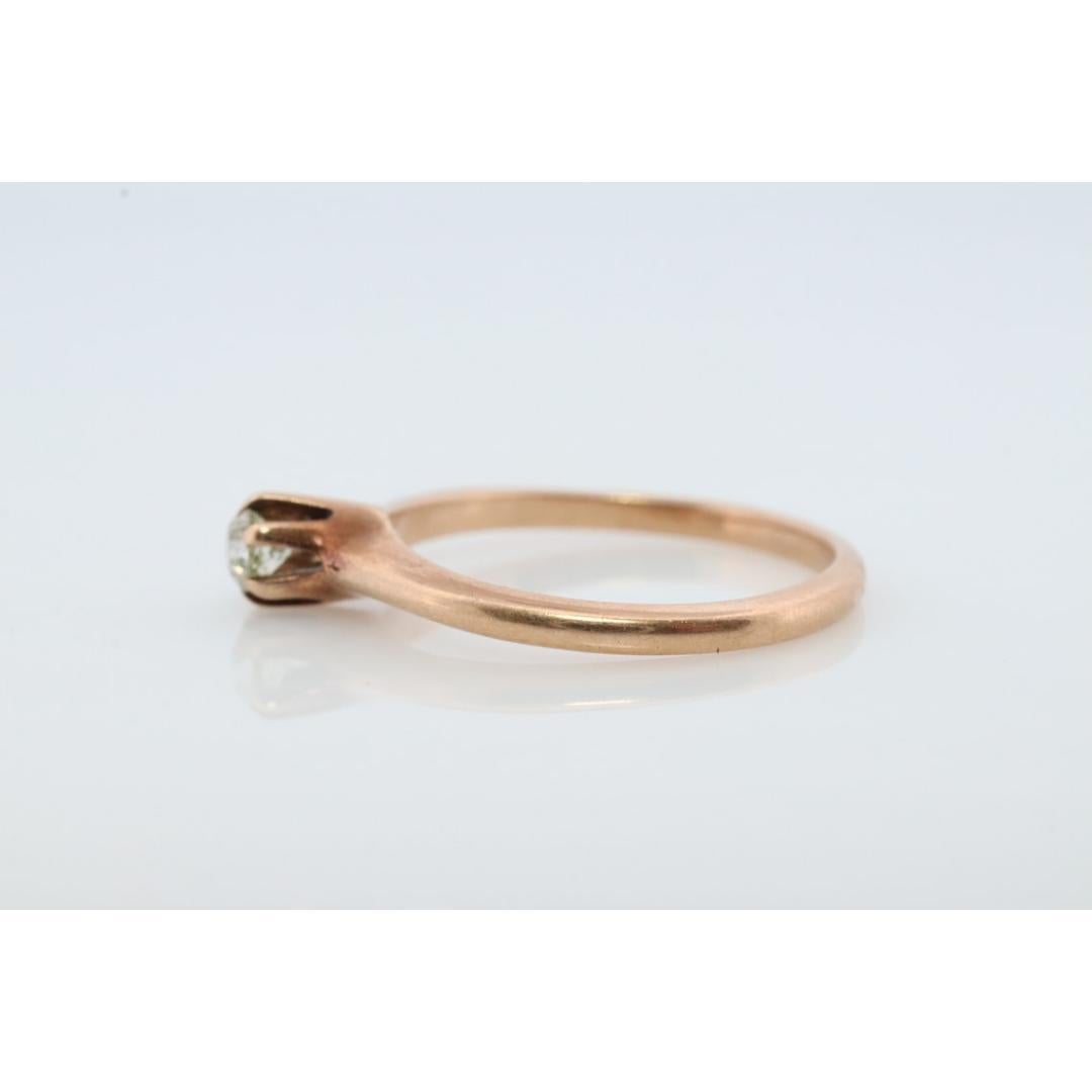 JR Wood and Sons 14k Gold Prong Set Diamond Ring Sz 5. Jr Wood band. Wood & son In Good Condition For Sale In Port Charlotte, FL