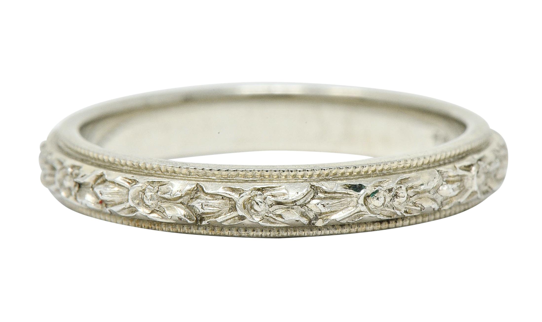 J.R. Wood & Sons Art Deco 18 Karat White Gold Floral Band Ring In Excellent Condition In Philadelphia, PA