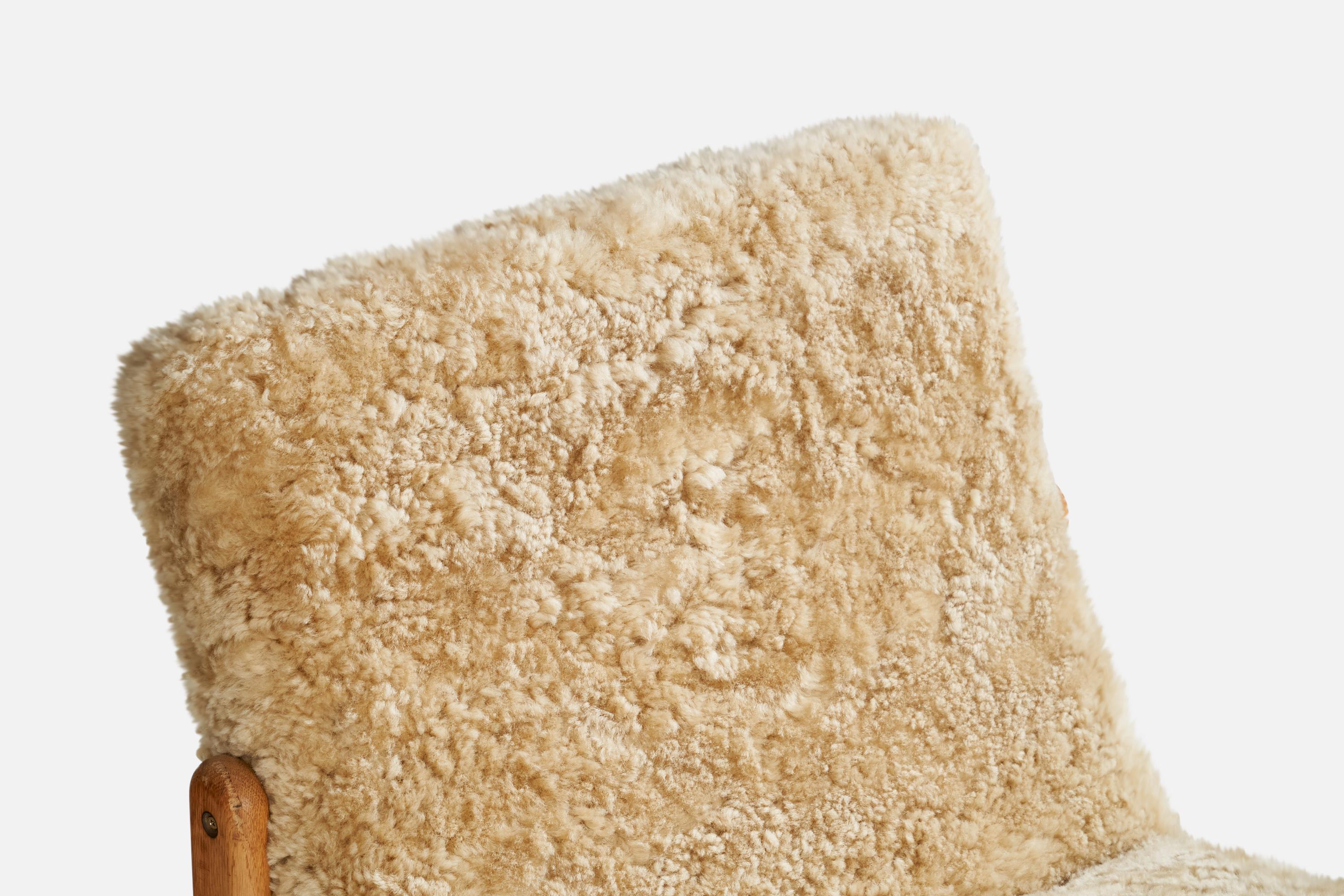 Jørgen Bækmark, Slipper Chair, Oak, Shearling, Denmark, 1960s 7
