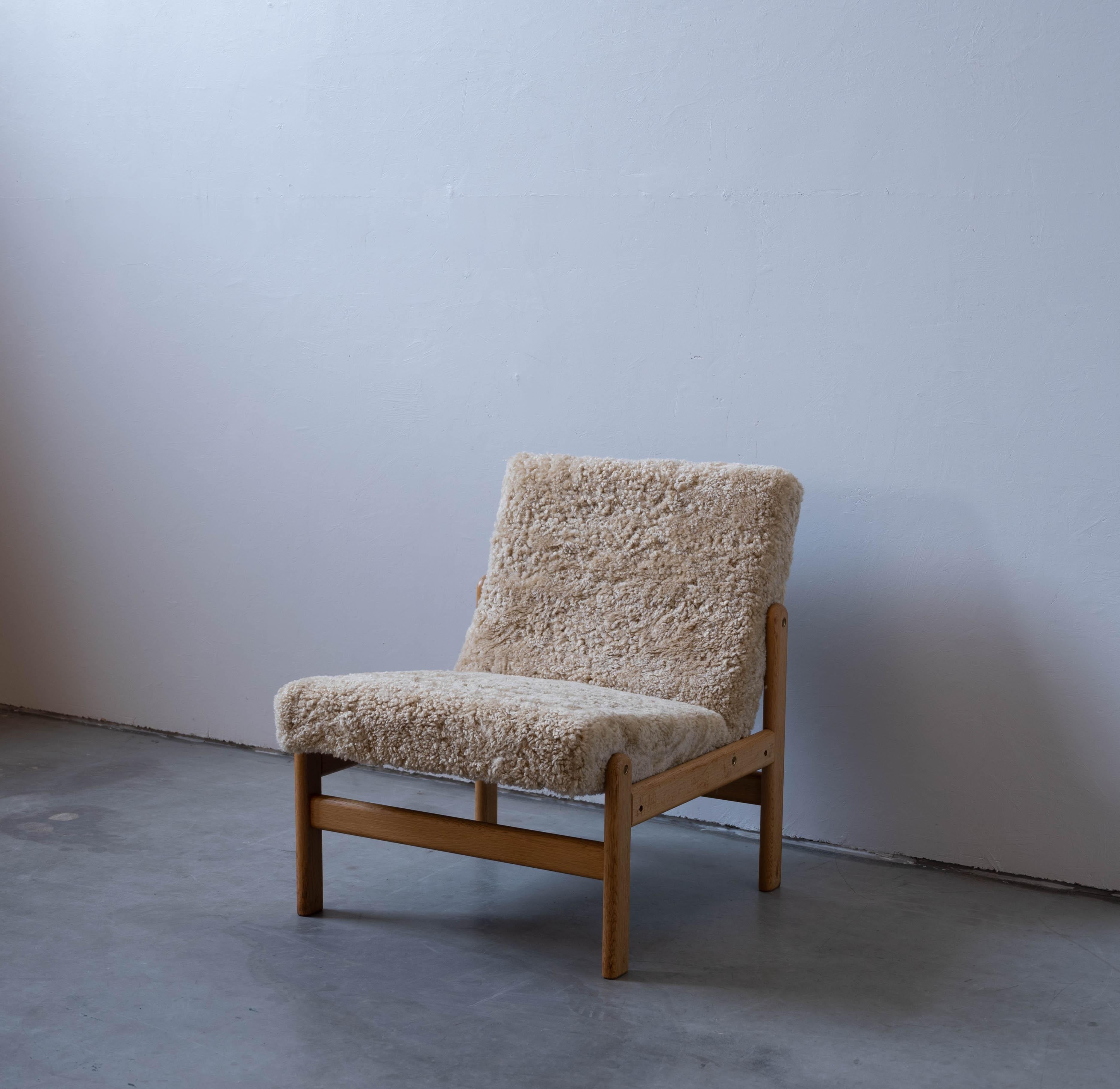 Mid-Century Modern Jørgen Bækmark, Slipper Chairs, Oak, Shearling, FDB Møbler, Denmark, 1960s