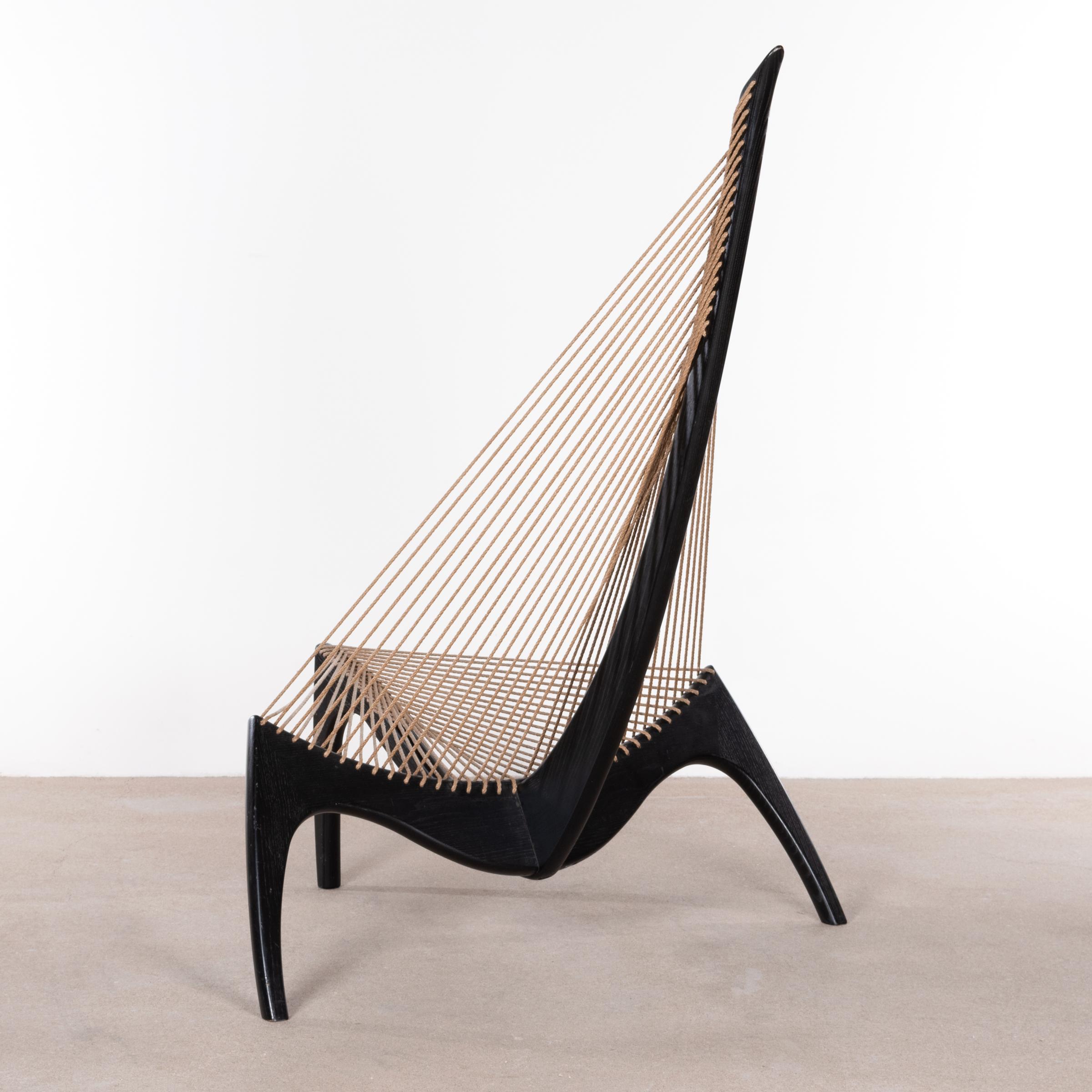 black harp chair