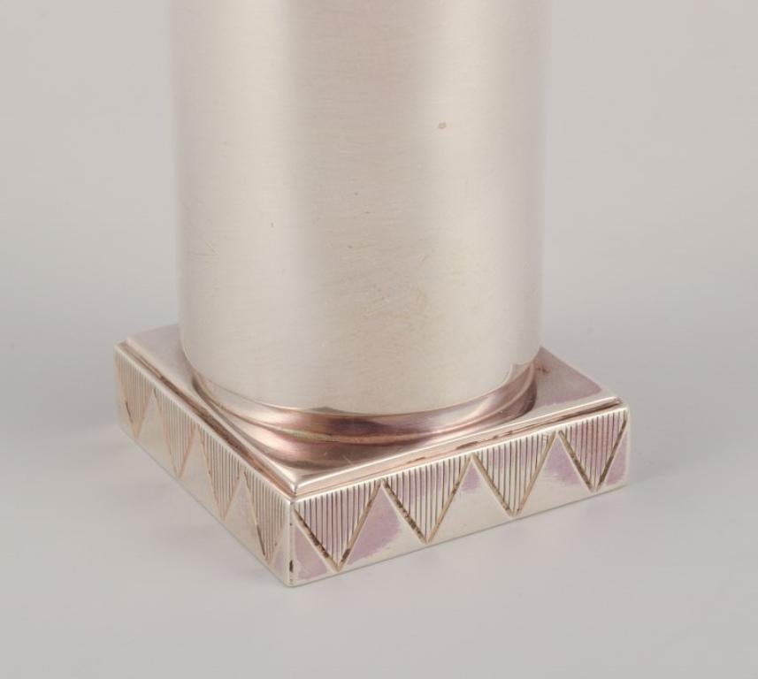 Jørgen Jensen for Georg Jensen. Rare Art Deco mustard pot in sterling silver In Excellent Condition For Sale In Copenhagen, DK