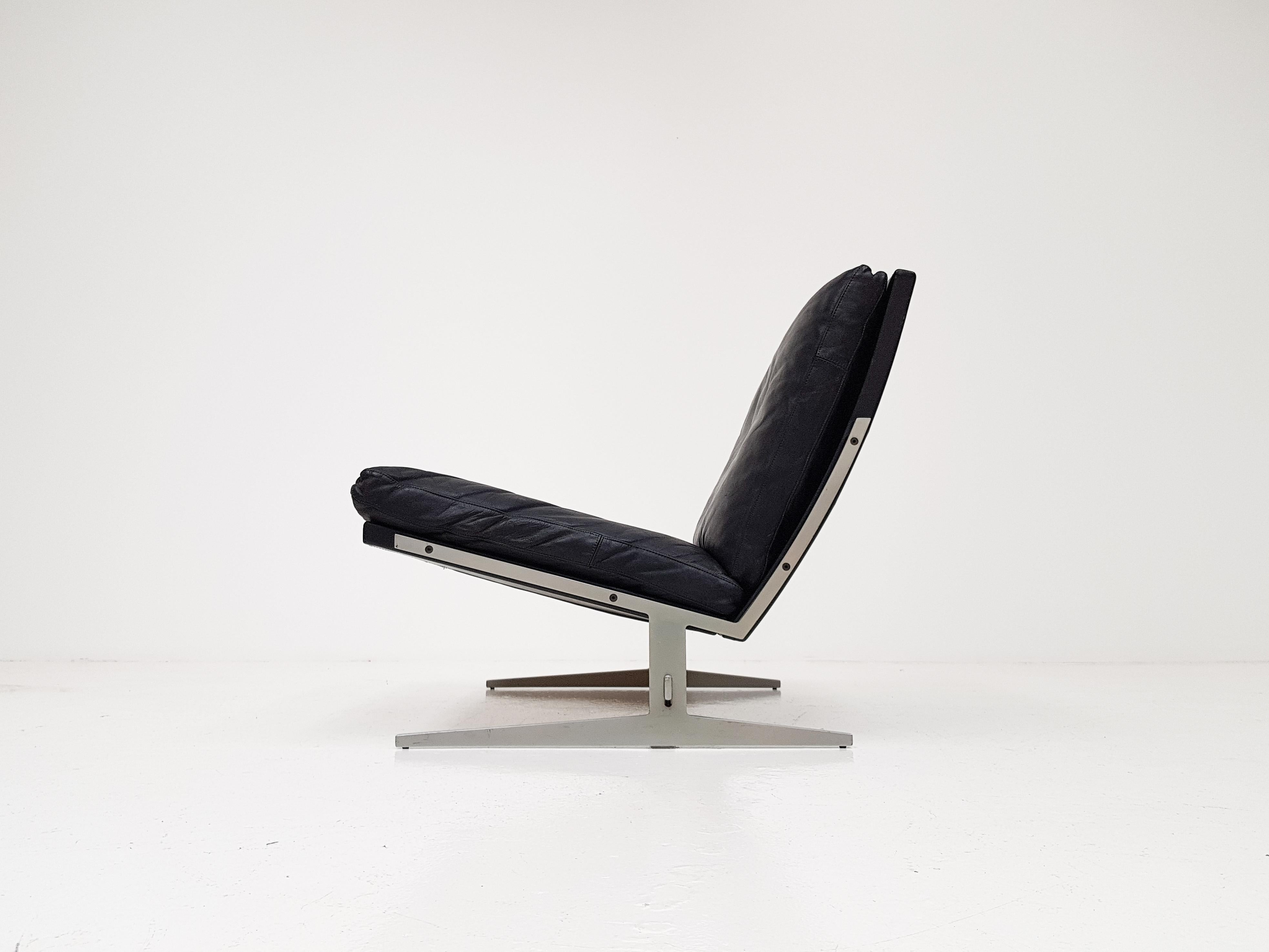 Jørgen Kastholm & Preben Fabricius Easy Chair, Model Bo-561 for Bo-Ex, Denmark, 1962

A rare model Bo-561 easy chair designed by Jørgen Kastholm & Preben Fabricius. Produced by Bo-Ex in Denmark.

This piece has its original black leather with