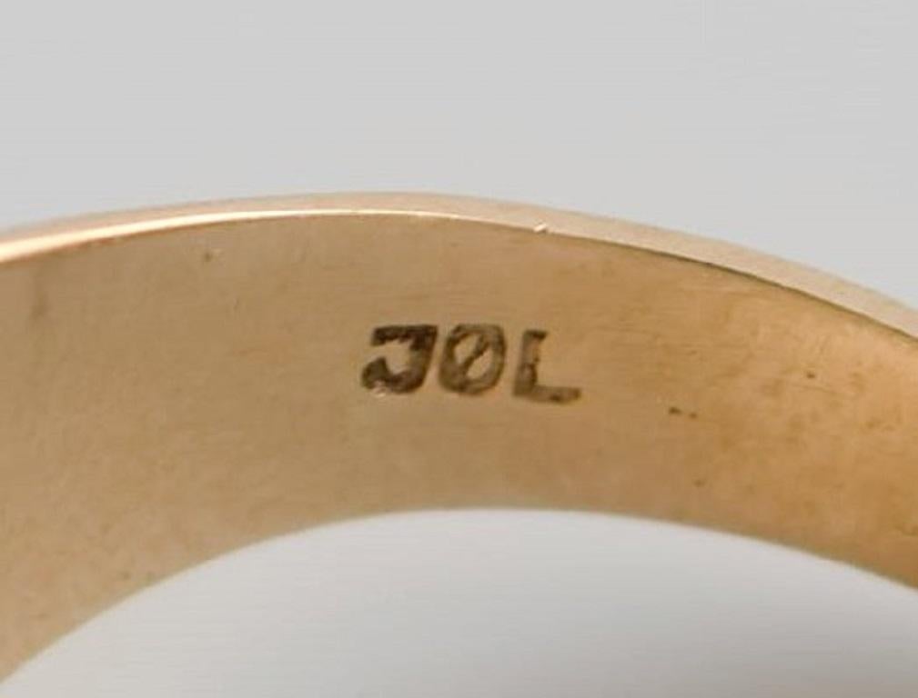 Jørgen Larsen, Vintage Ring in 14 Carat Gold Adorned with Tiger's Eye In Excellent Condition In bronshoj, DK