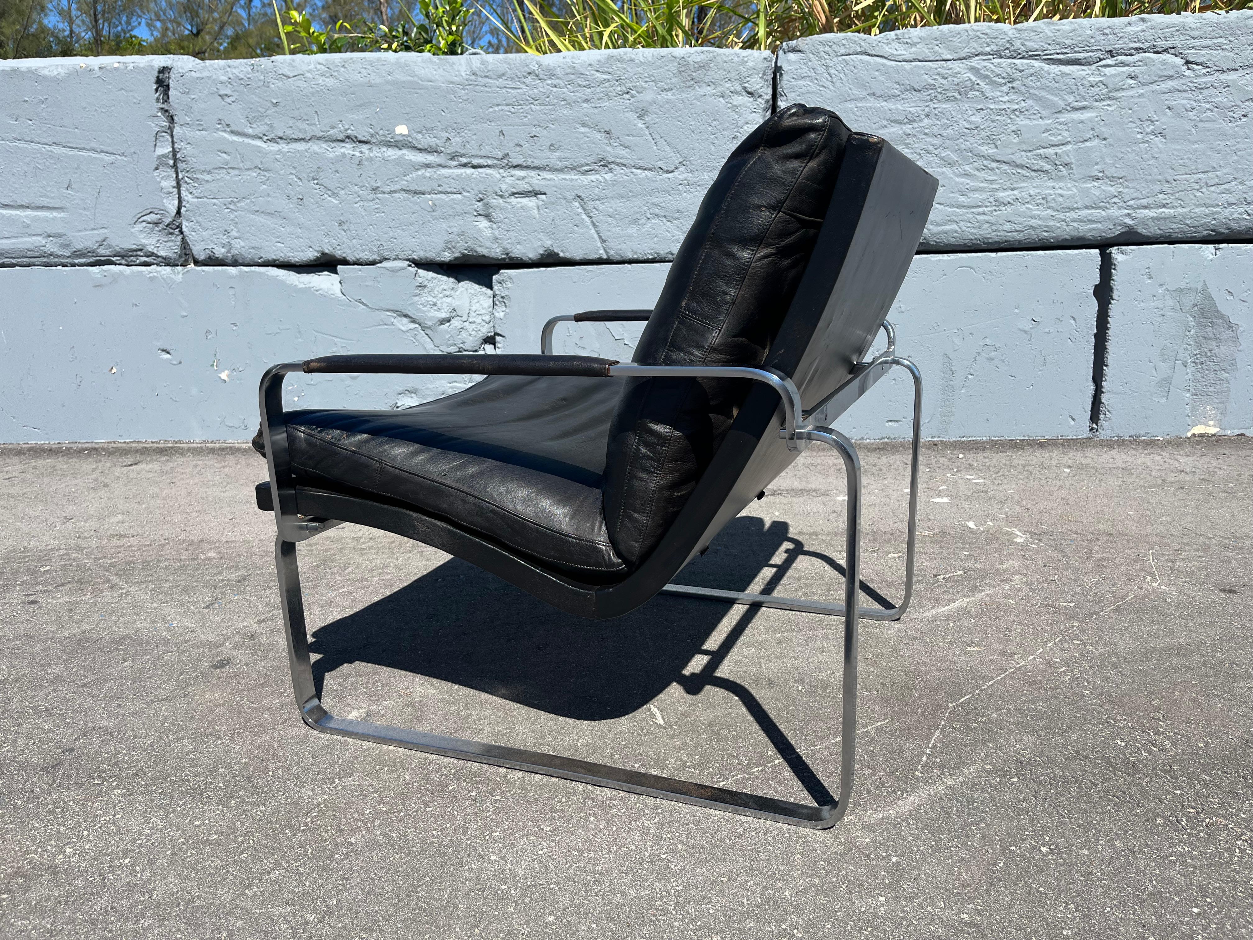 Jørgen Lund & Ole Larsen Loungesessel-Paar aus schwarzem Leder im Angebot 2