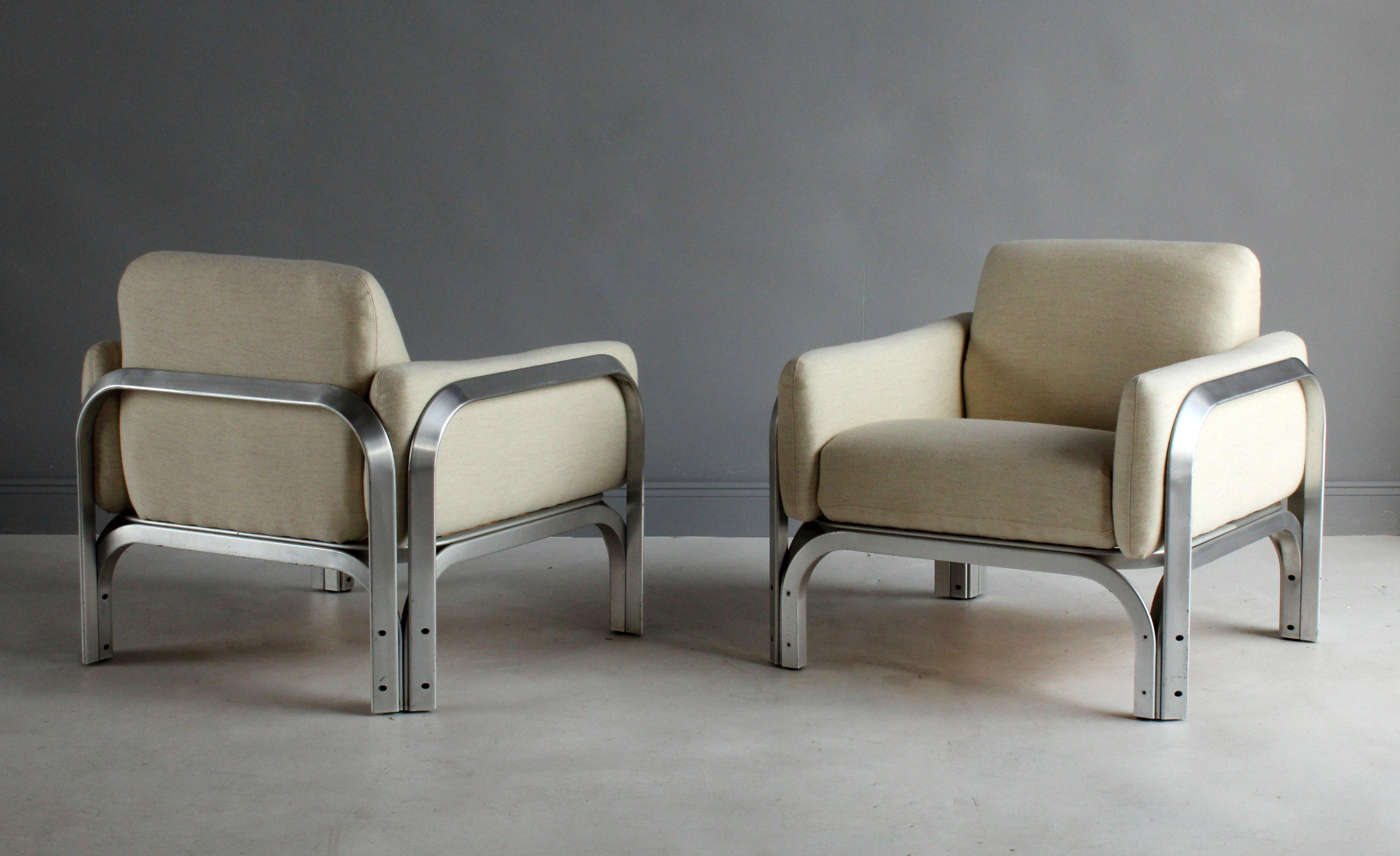 Jørn Utzon, Lounge Chairs Designed for Sydney Opera House, Steel, Fabric,  1960s at 1stDibs