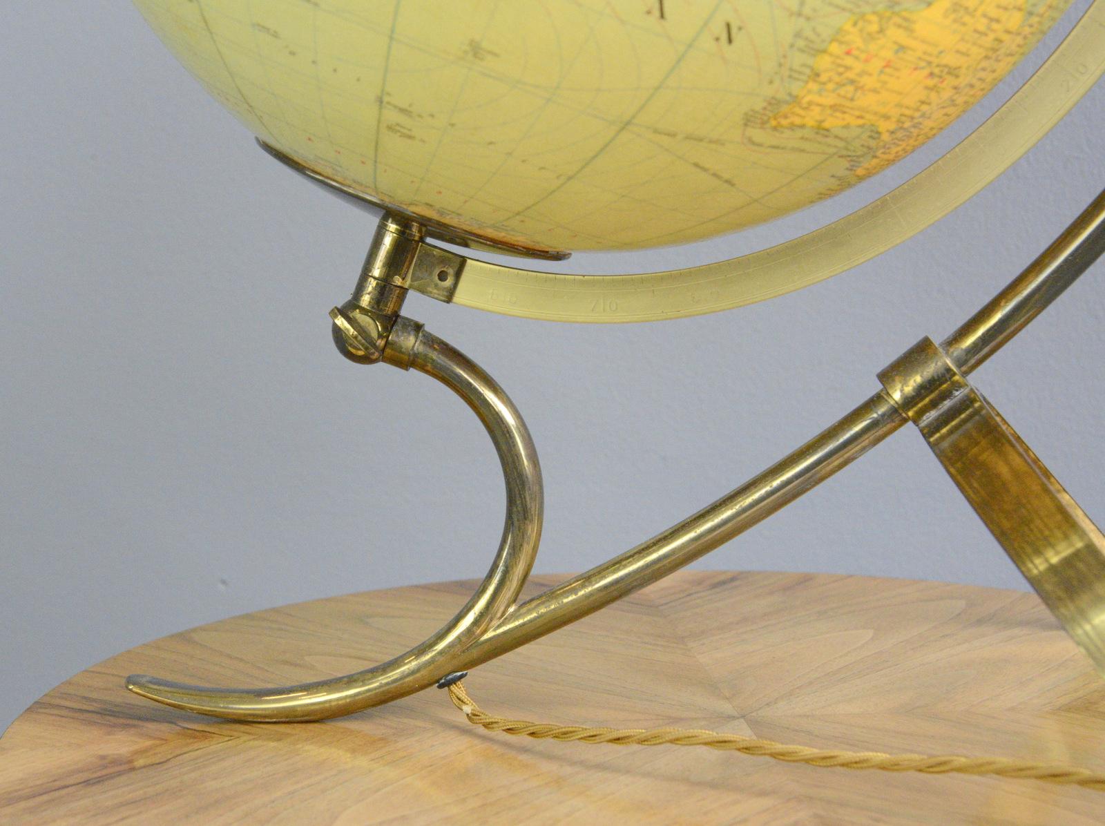 JRO Globus Light Up Desk Globe, circa 1940s In Good Condition In Gloucester, GB