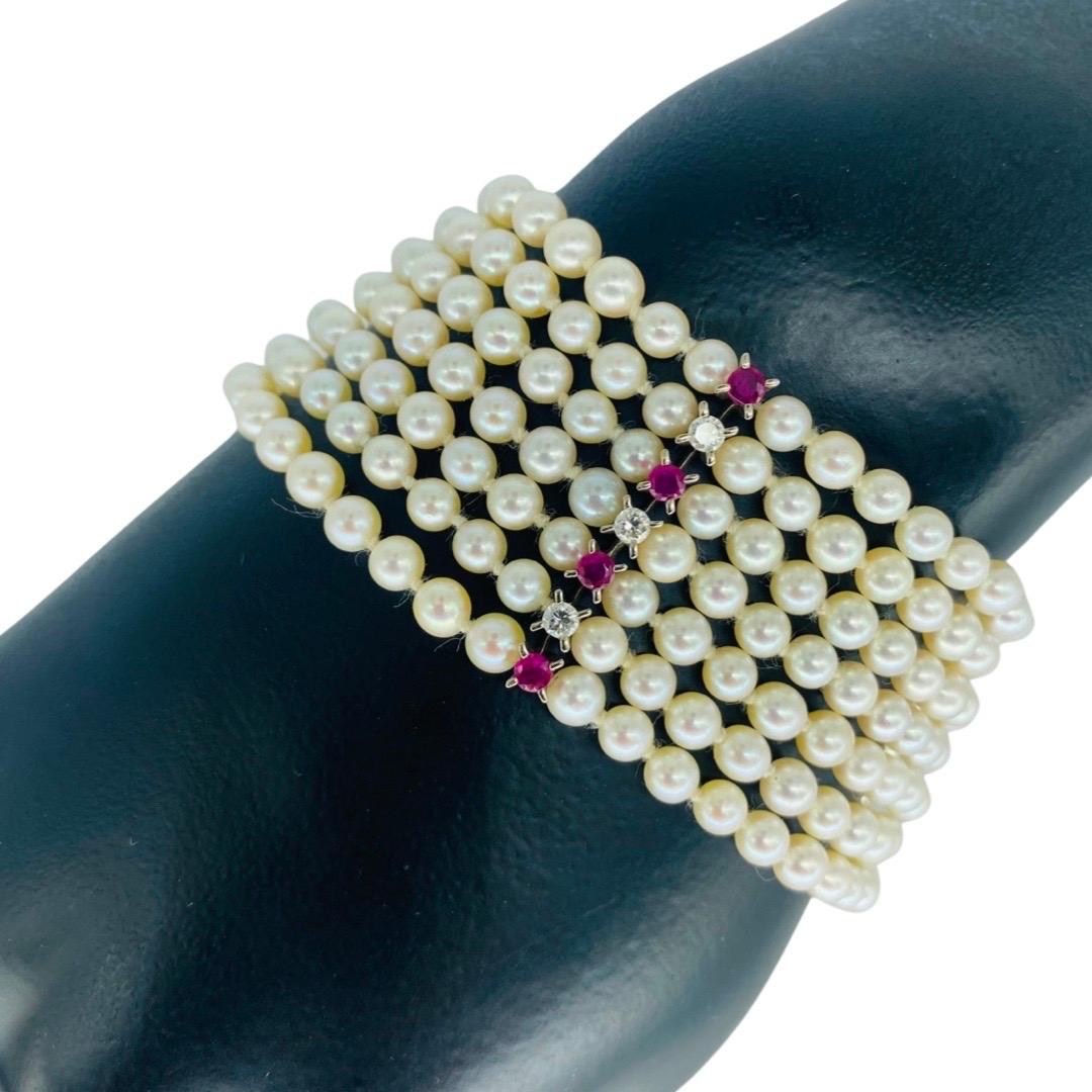 JROCA Retro 7-reihiges Armband mit Perlen, Diamanten, Smaragden, Saphiren und Rubinen 18k im Angebot 1