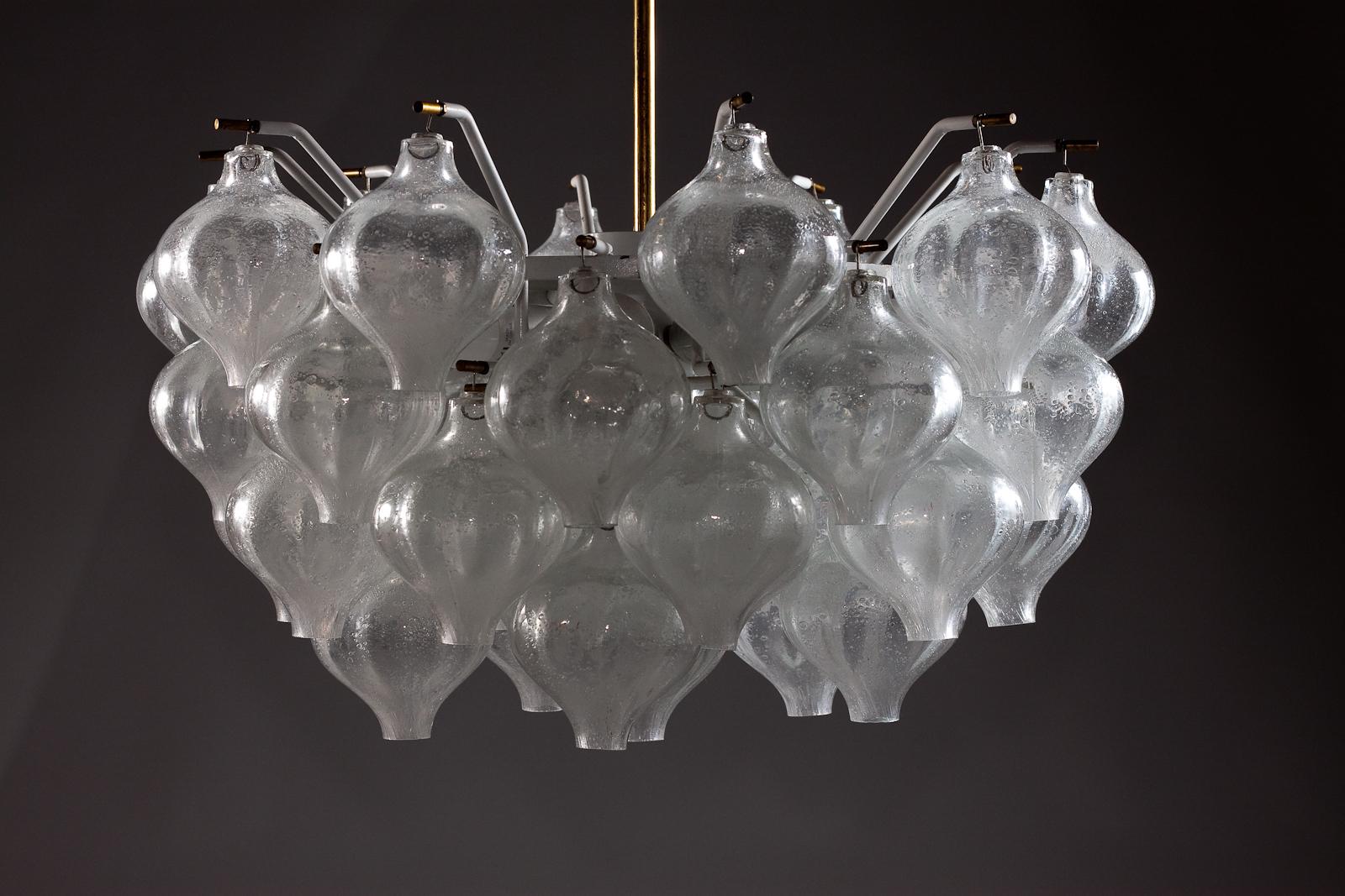 J.T. Kalmar 1960's Tulipan blown glass chandelier For Sale 7
