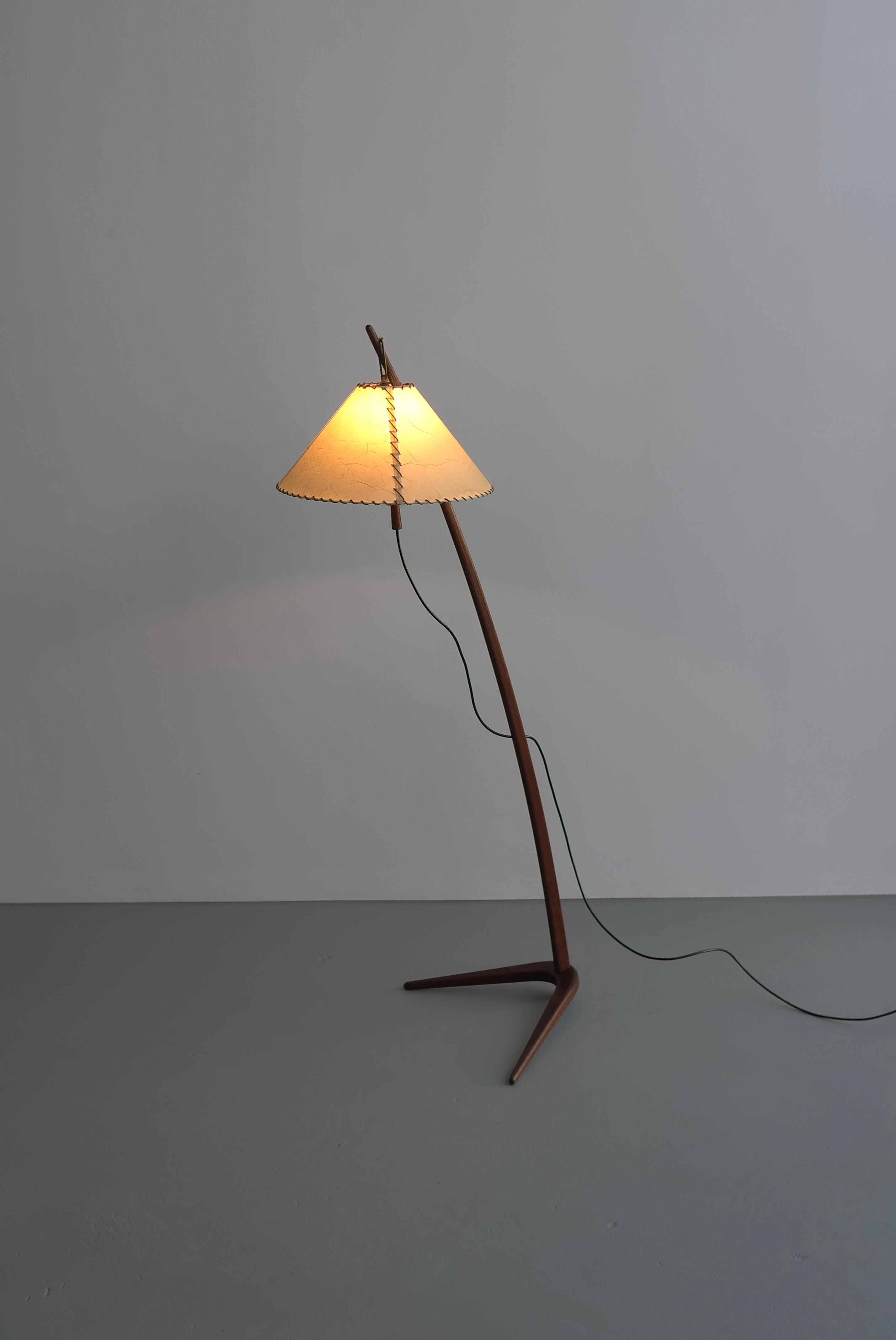 Adjustable Floor Lamp in Teak, Austria, 1950s 3