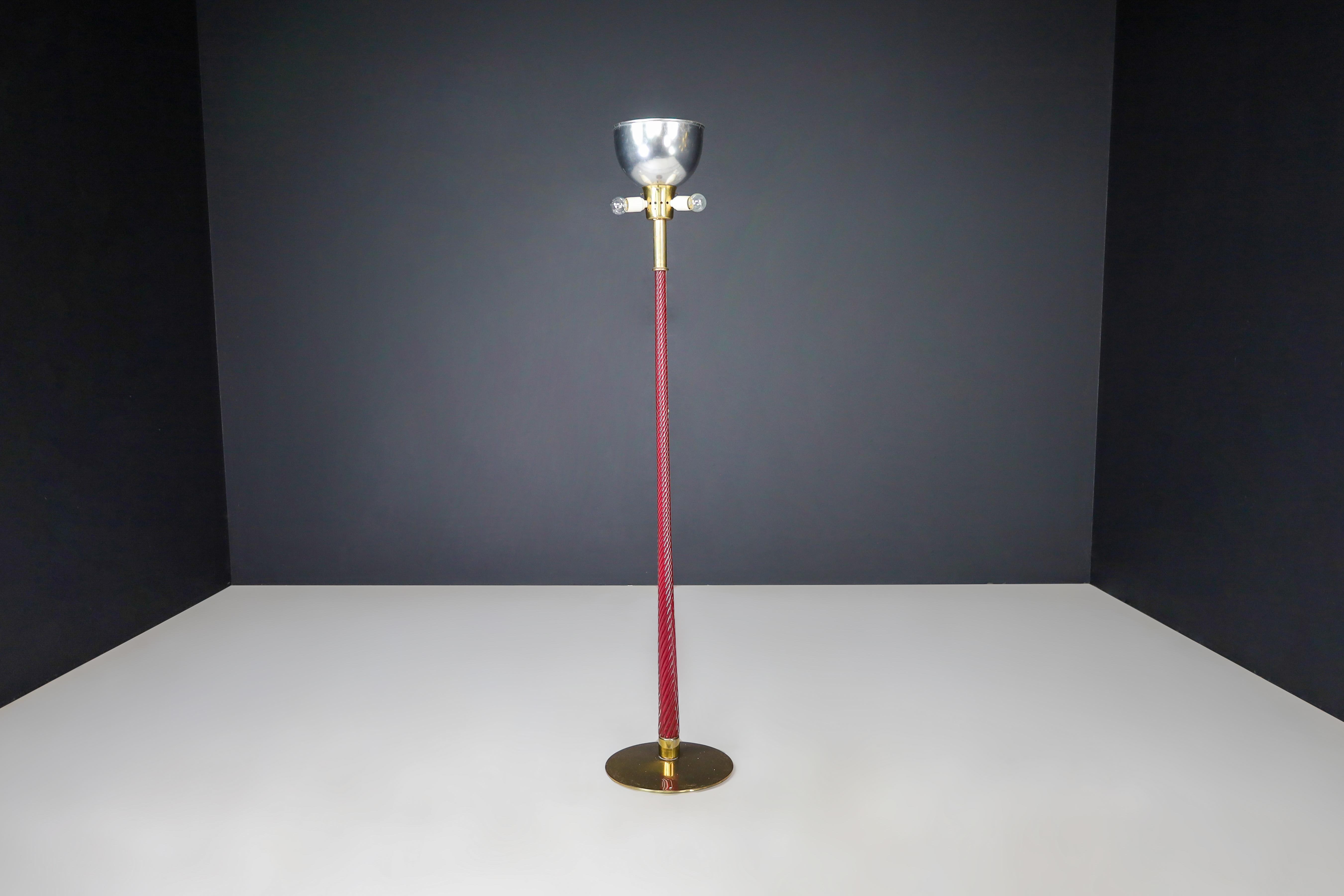 20th Century J.T. Kalmar Floor Lamp in Brass and Ruby Glass Rod, Austria, 1960s For Sale