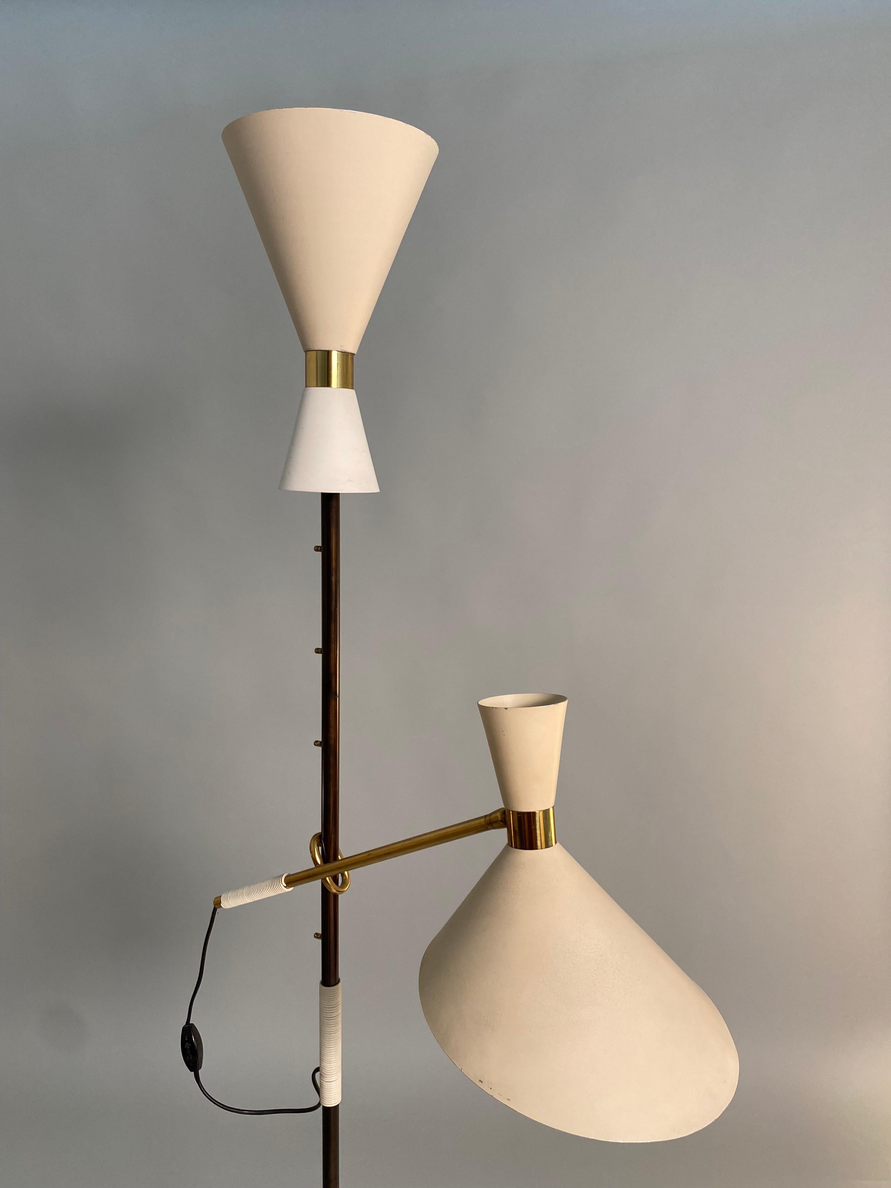 Mid-Century Modern J.T. Kalmar Floor Lamp, Mod. Pelikan 'N. 2097', Metal and Brass, Austria, '50s