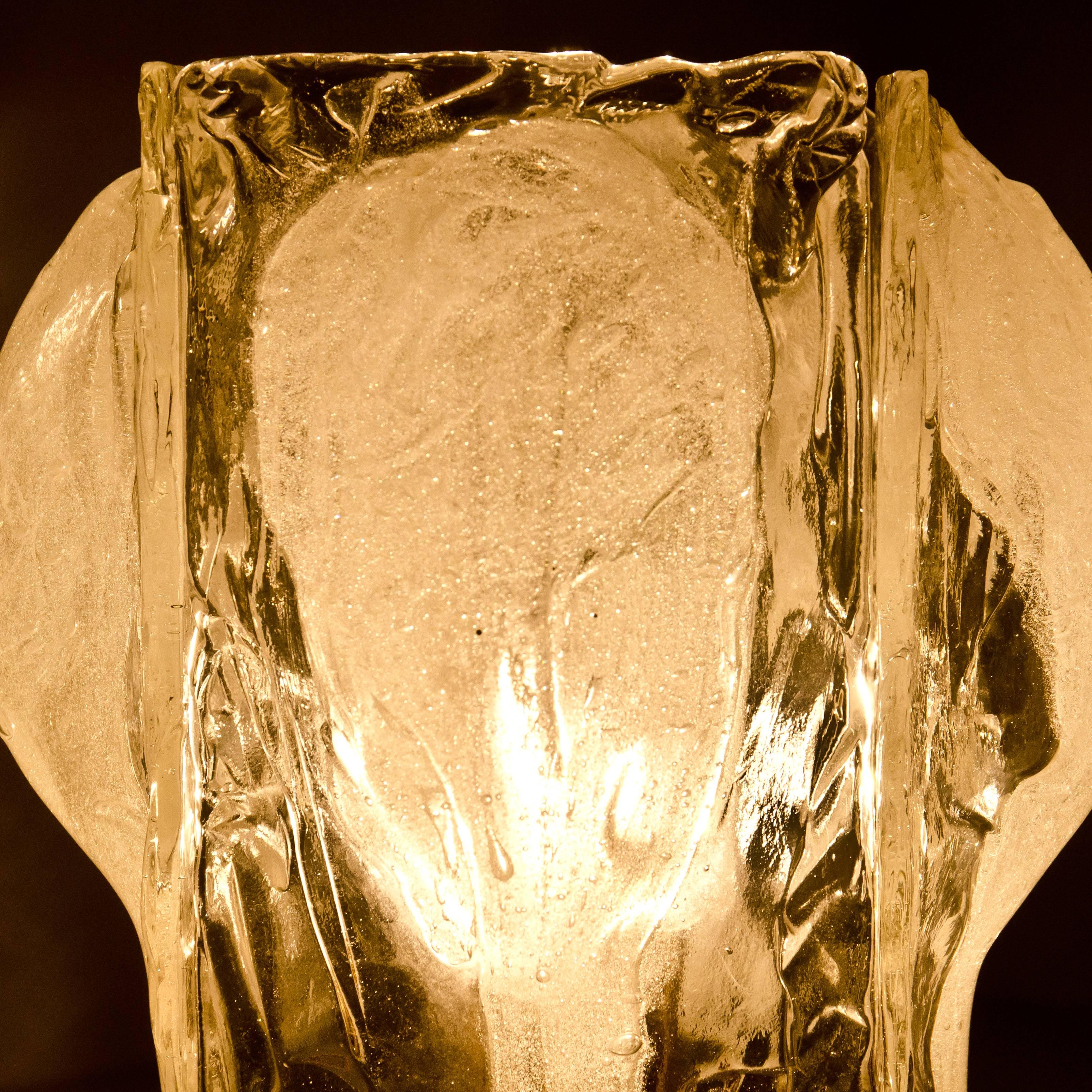 J.T. Kalmar Four-Petal Icicle Flower, Melting Glass Table Lamp In Excellent Condition In Rijssen, NL