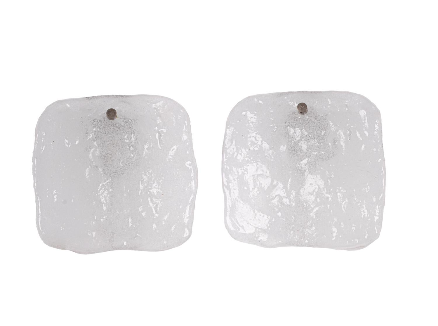 Verre de Murano J.T. Lampe suspendue Kalmar à panneau en verre dépoli Autriche, années 1960 en vente