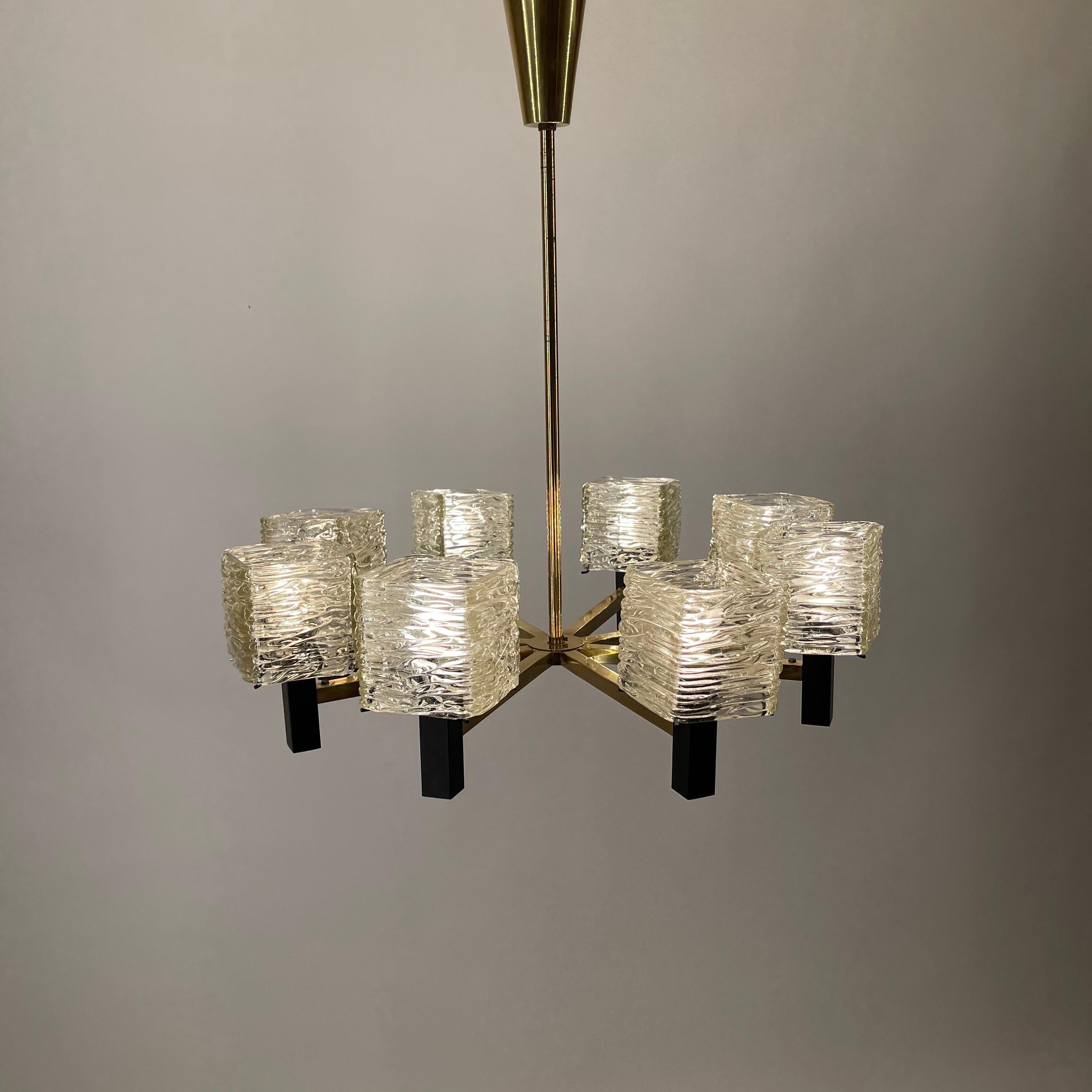 J.T. Kalmar Glass Chandelier, Austria 1950s 4