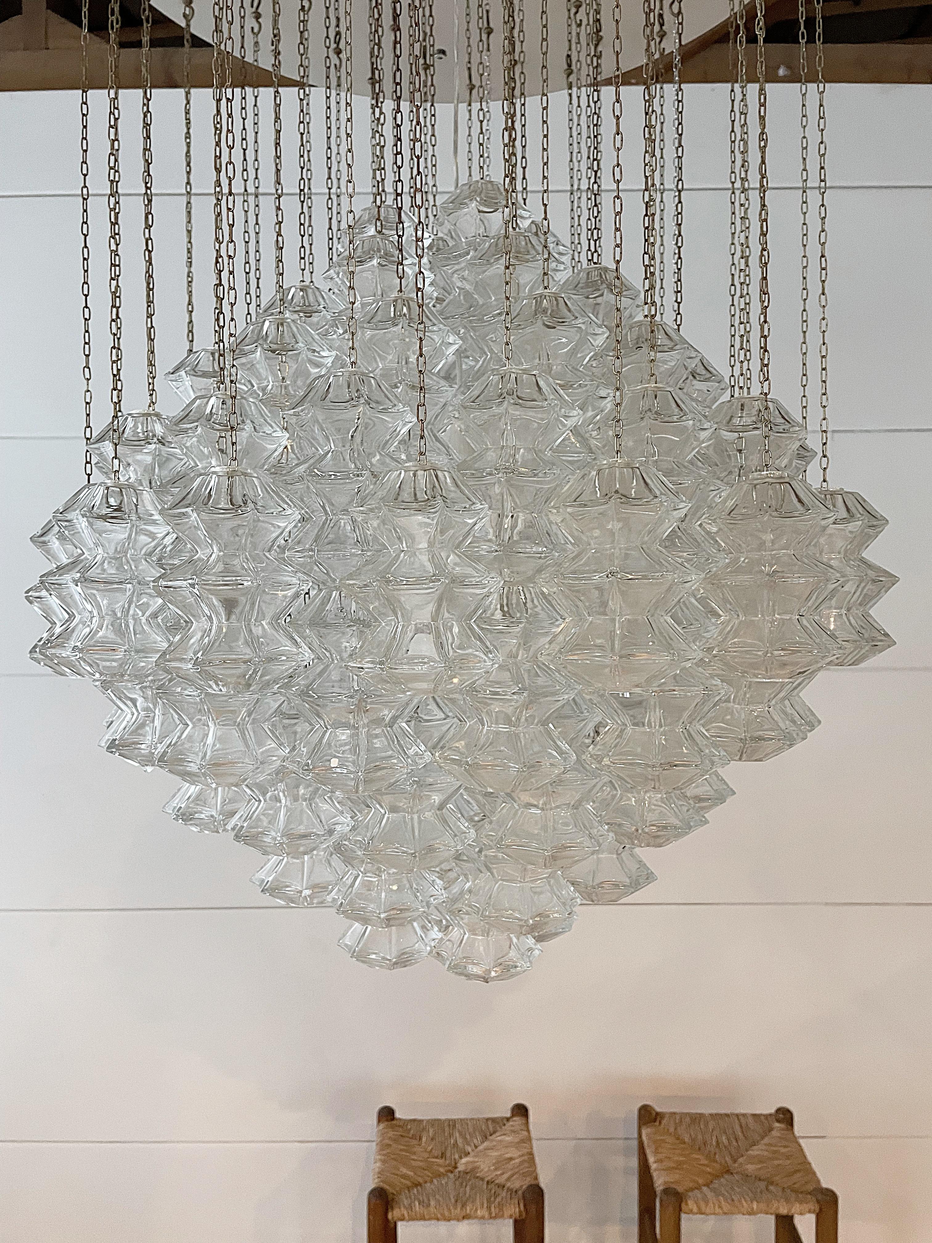 J.T. Kalmar Huge Pagode Pendant Chandelier, Crystal Glass, 1960s, Austria For Sale 1