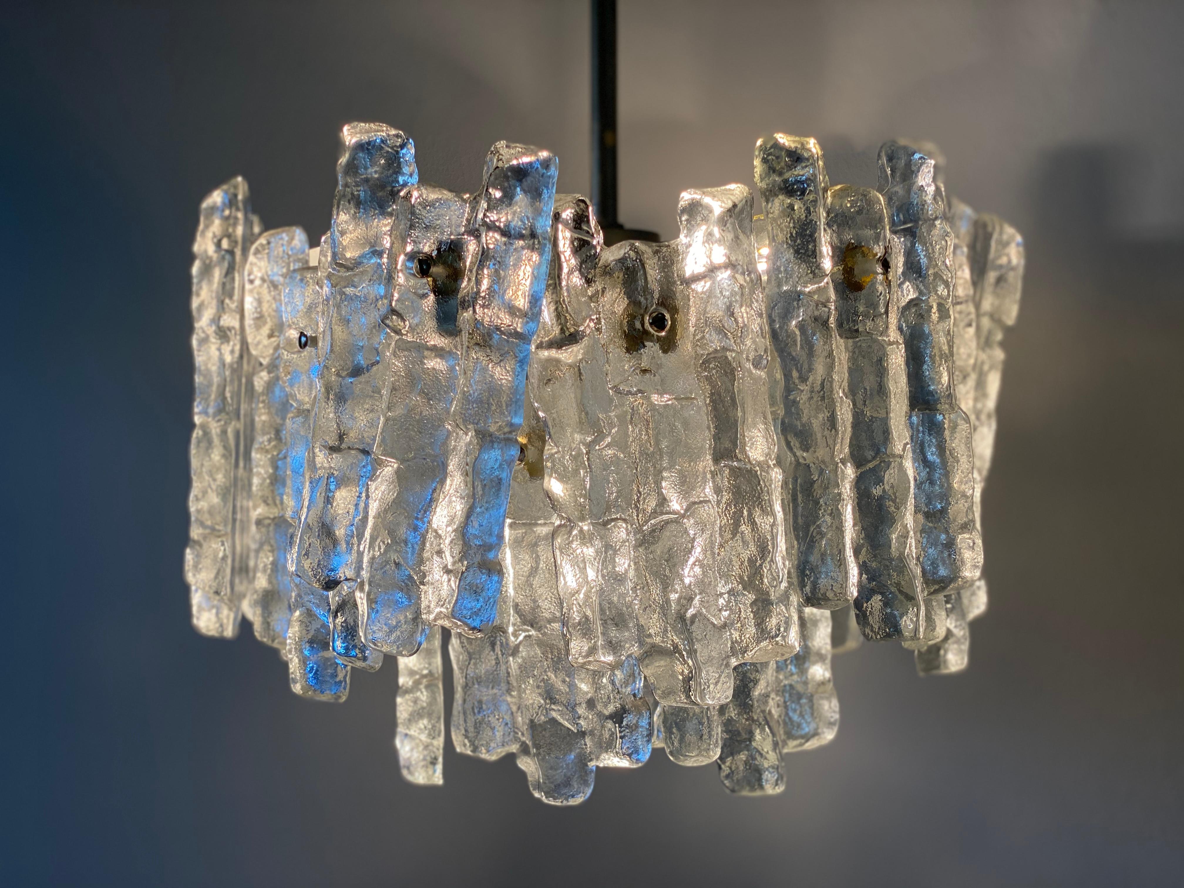 J.T. Kalmar 'Ice Glass' Chandelier, 1960s, Middel Size with Six Lamp Sockets For Sale 10