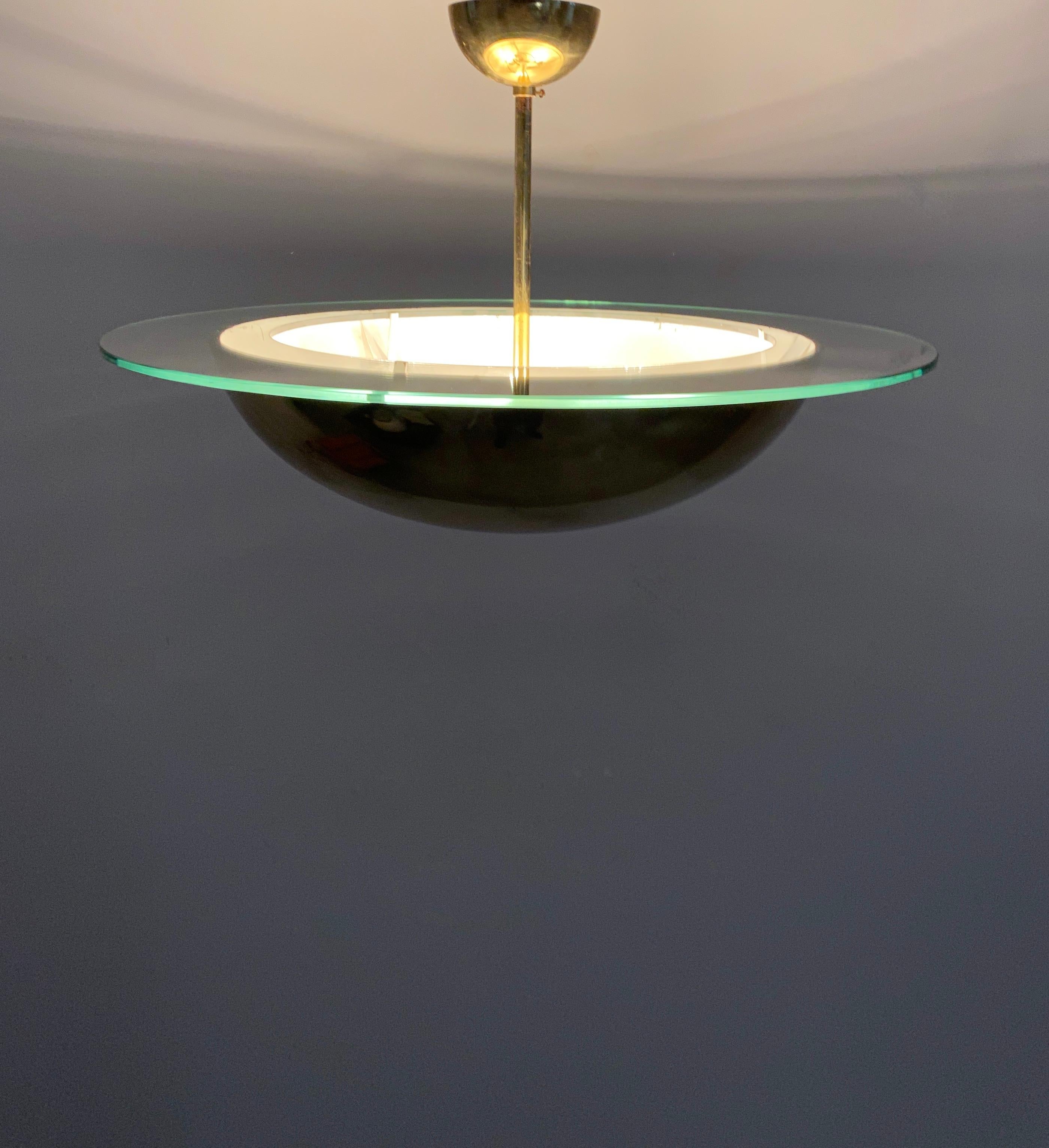 J.T. Kalmar Mid Century Semi Flush Mount Brass Glass Dome Ceiling Light, Österreich im Zustand „Gut“ im Angebot in Vienna, AT