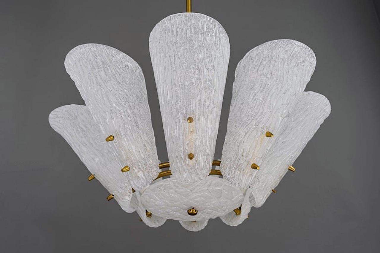 Frosted J.T. Kalmar Mid-Century Modern Milk Glass Leaf Chandelier, Austria, 1950s For Sale