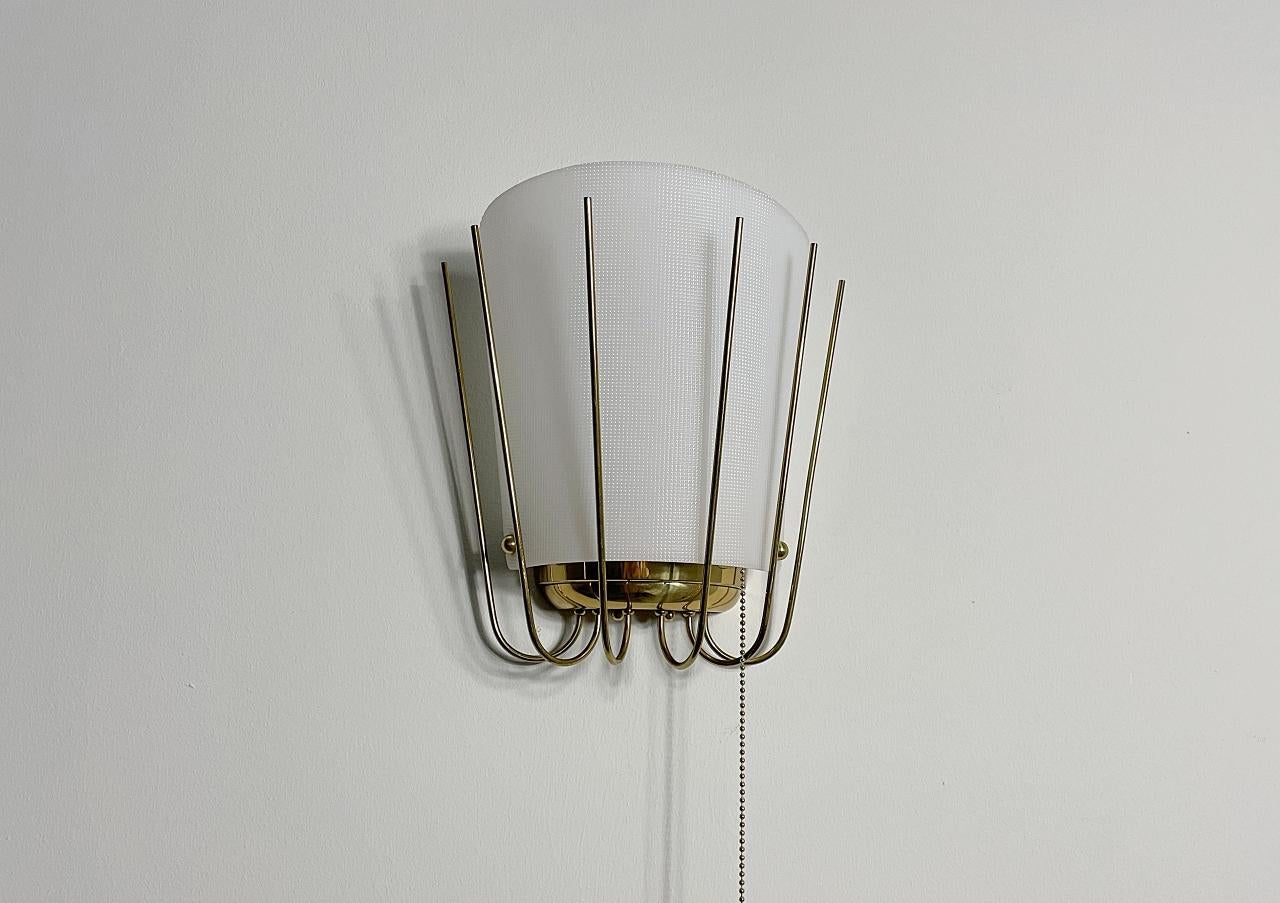 Mid-Century Modern J.T. Kalmar Midcentury Brass Wall Light, Sconce, Brass Pins, 1950s, Austria For Sale