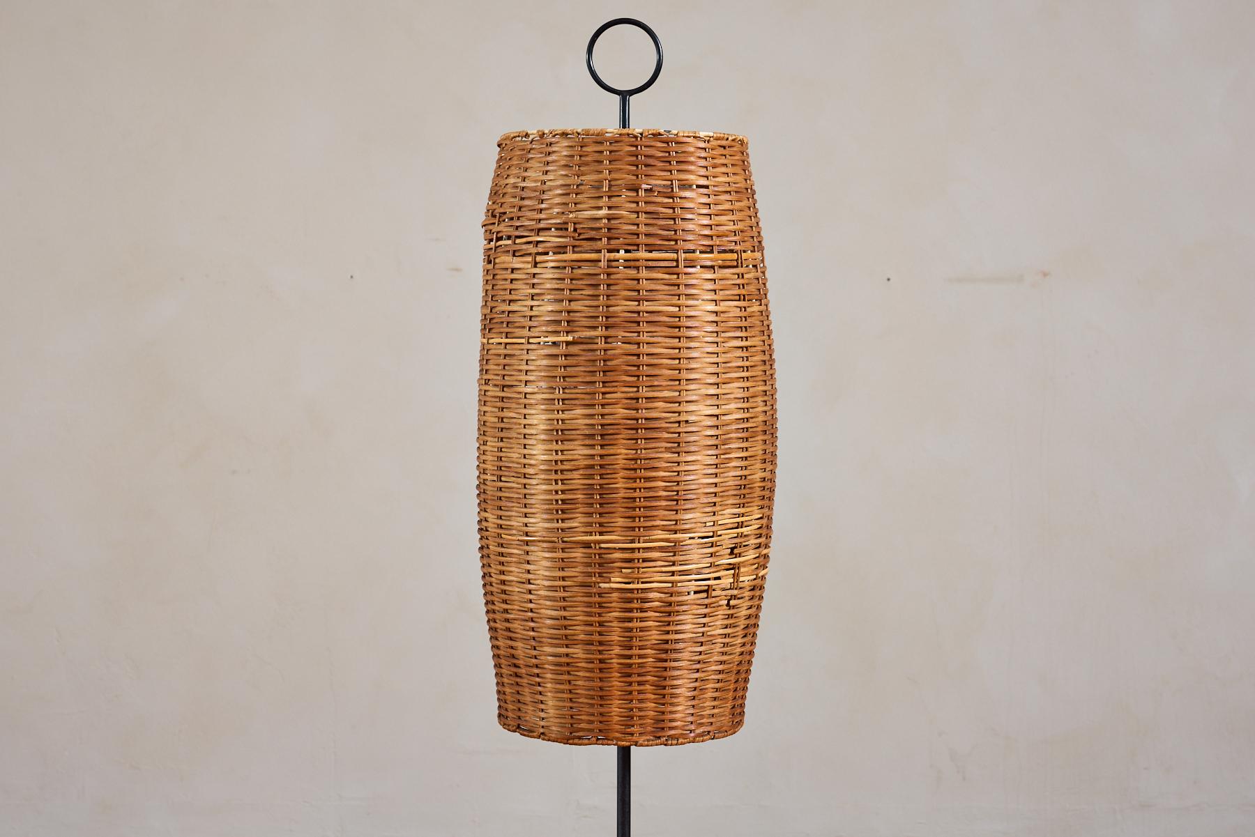 J.T. Kalmar Rattan Floor Lamp In Good Condition For Sale In Beverly Hills, CA