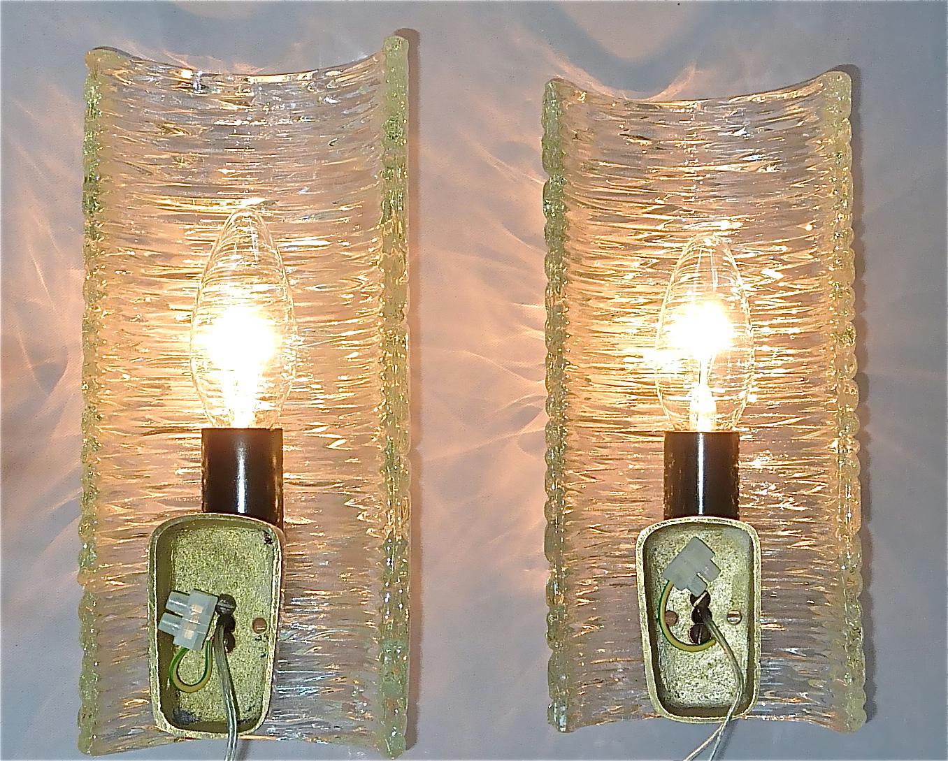 J.T. Kalmar Sconces Wall Lights Textured Murano Glass Brass Venini Style 1950s For Sale 5