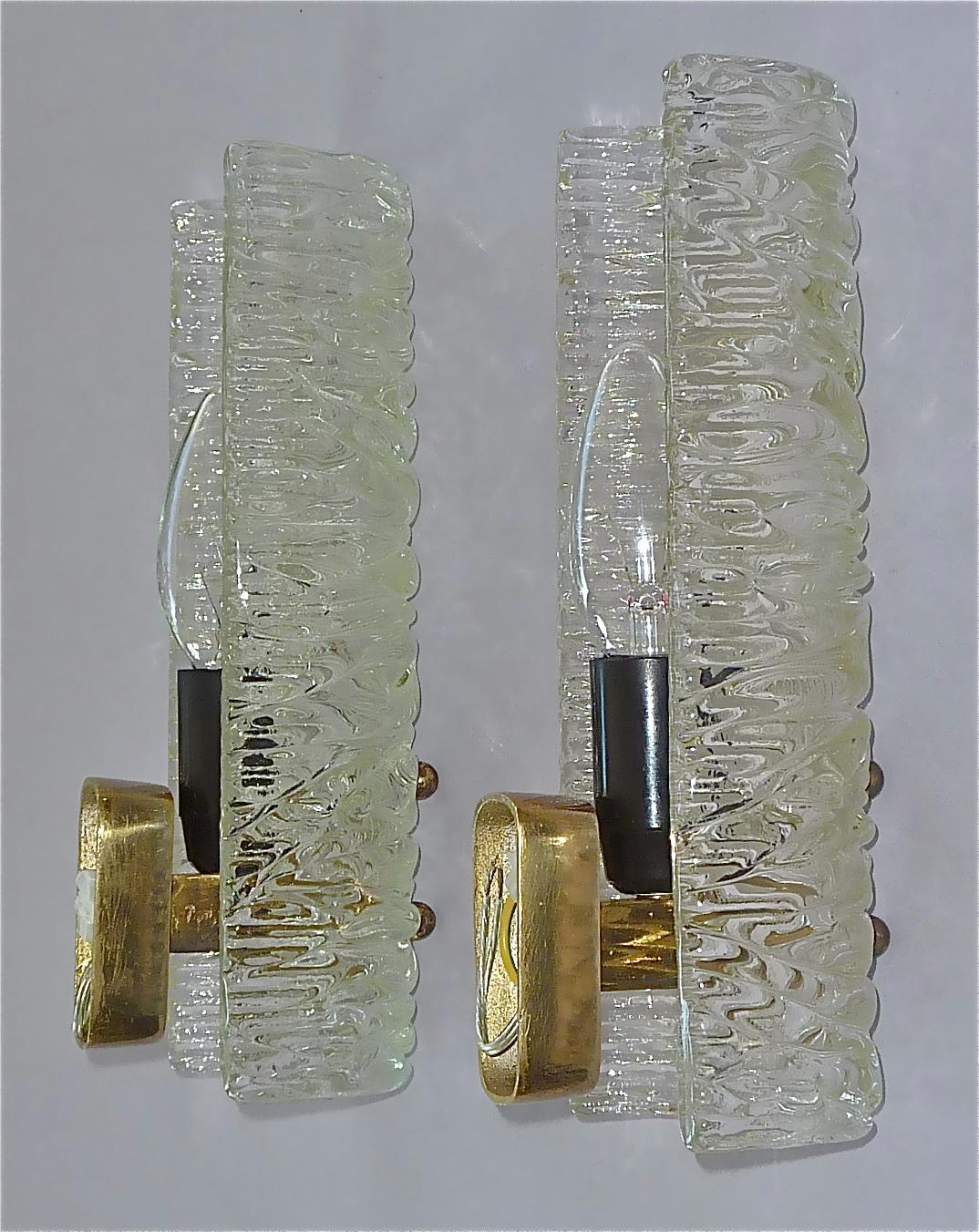 J.T. Kalmar Sconces Wall Lights Textured Murano Glass Brass Venini Style 1950s For Sale 1