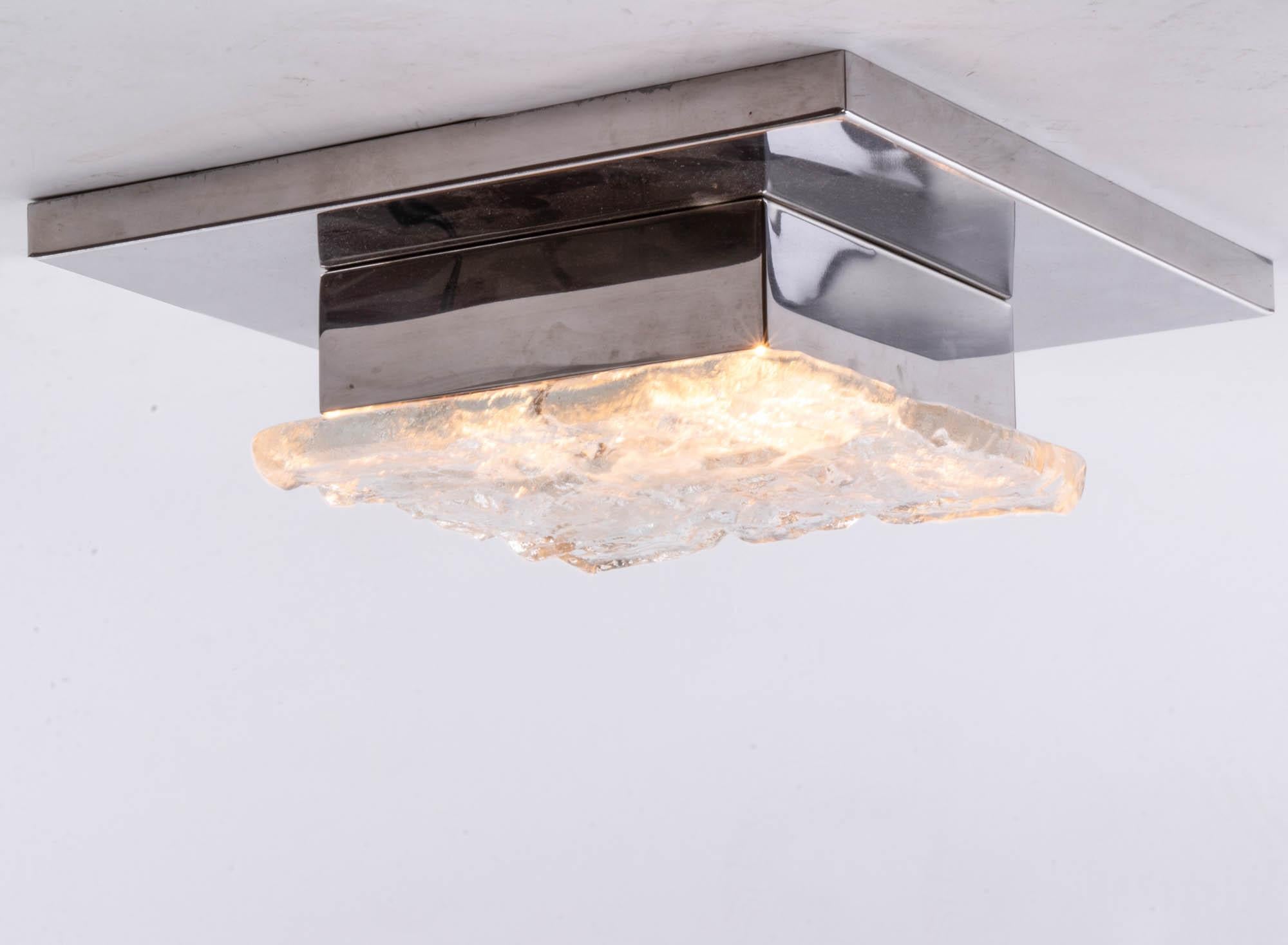 Elegant flush mount ceiling light from the 'Karlstein' series with one ice glass element on chromed nickel frame. Manufactured by J.T. Kalmar, Austria in the 1960s. 

Measures: 12.2