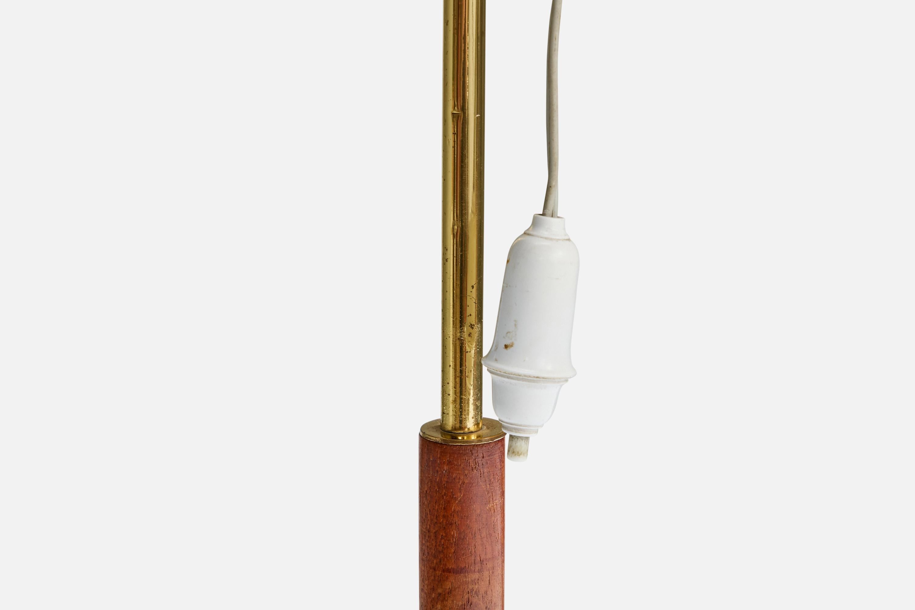 J.T. Kalmar, Tischleuchte, Messing, Teak, Österreich, 1960er Jahre (Österreichisch) im Angebot