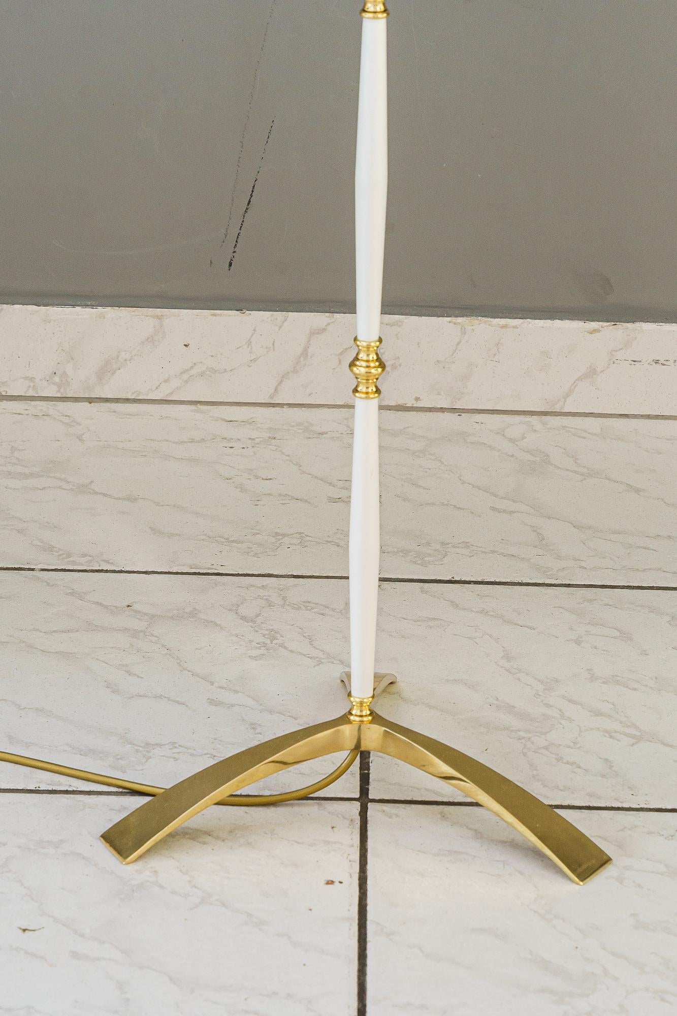 J.T.Kalmar Stehlampe wien um 1950 (Moderne der Mitte des Jahrhunderts) im Angebot