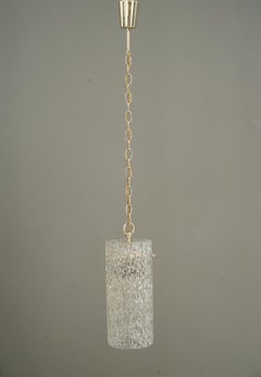 Pendentif J.T.Kalmar avec abat-jour en verre structuré Vienne vers les années 1950