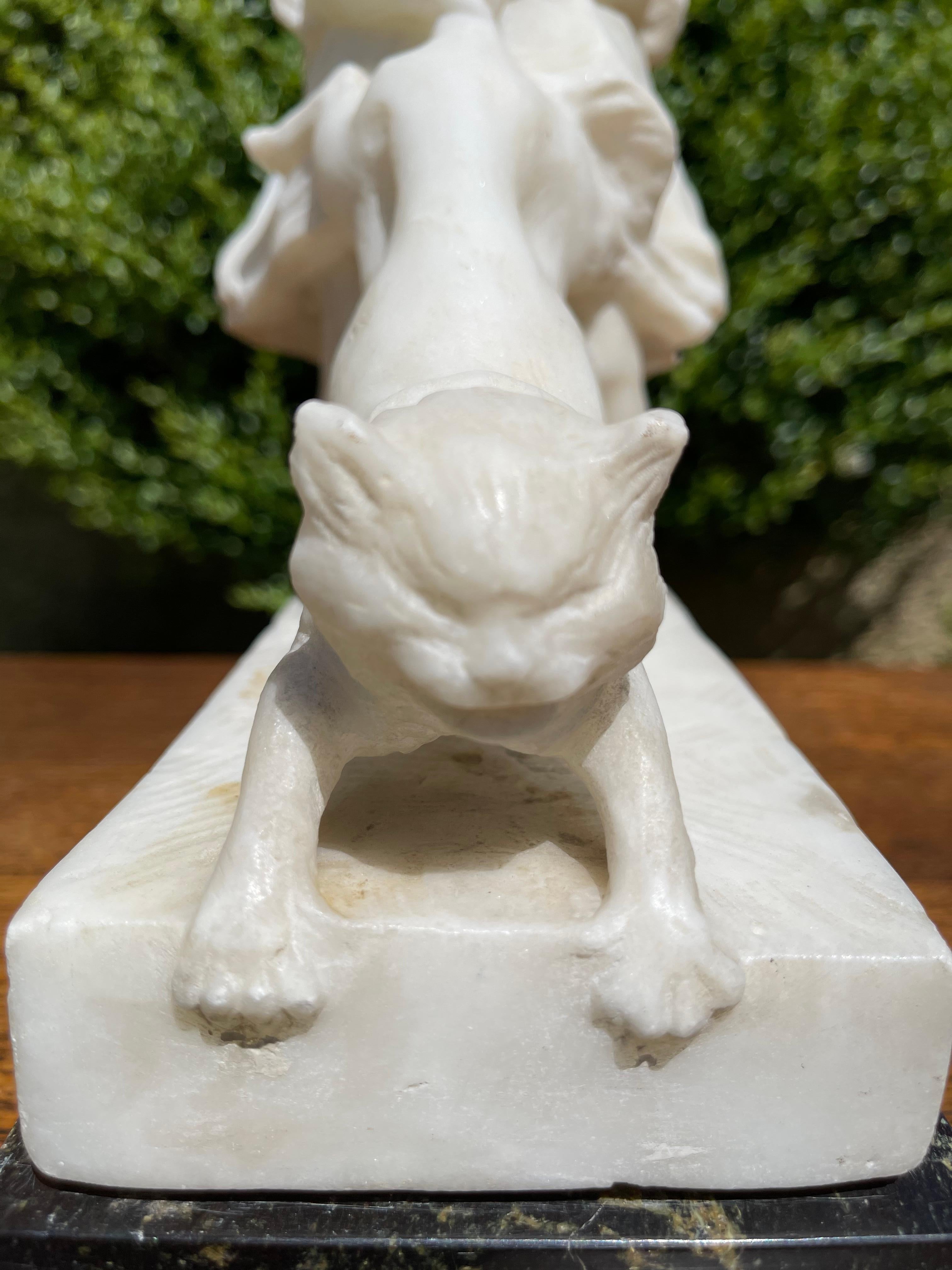 Juan Clara, Young Girl and the Cat, Carrara Marble, 19th Century For Sale 1