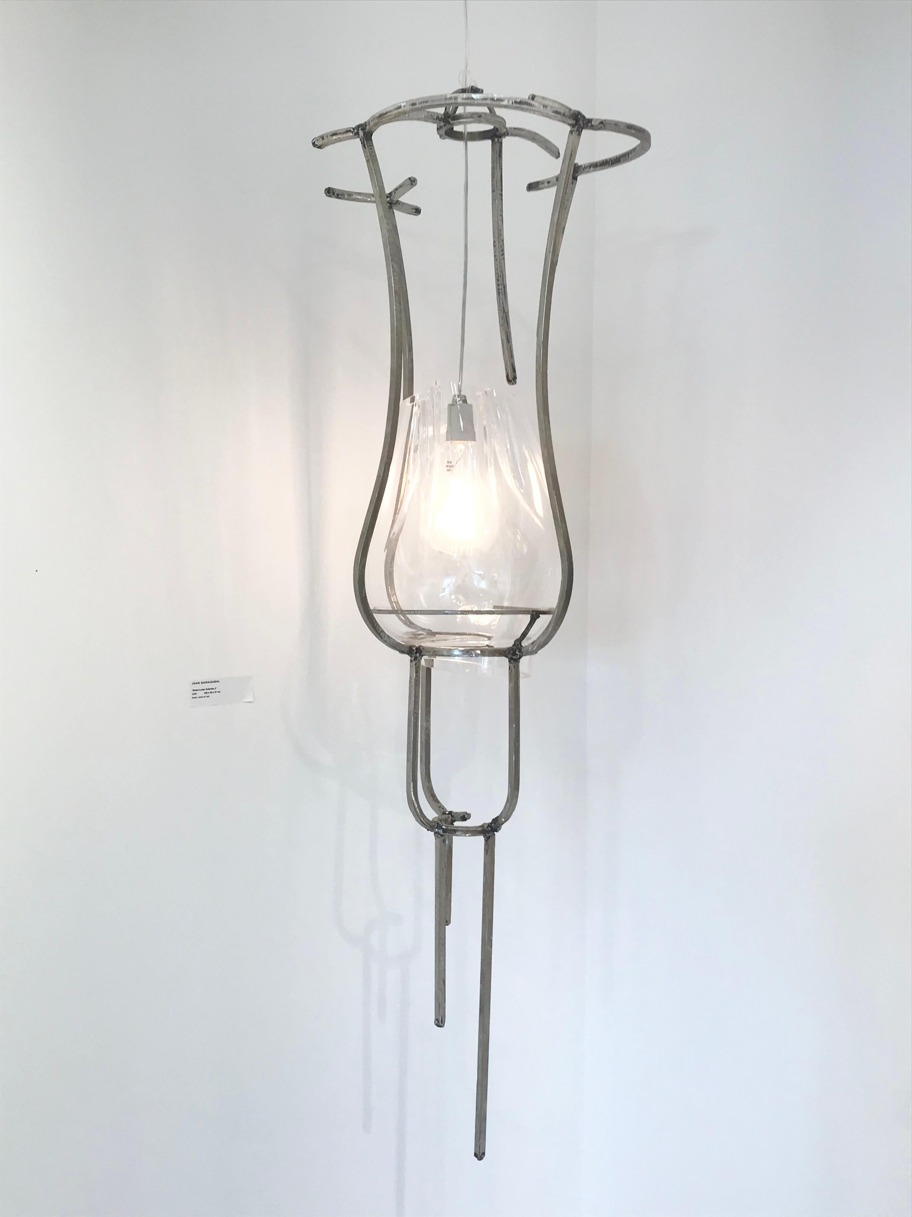 Juan Garaizabal Abstract Sculpture – Street Lampe Tuilerien 2