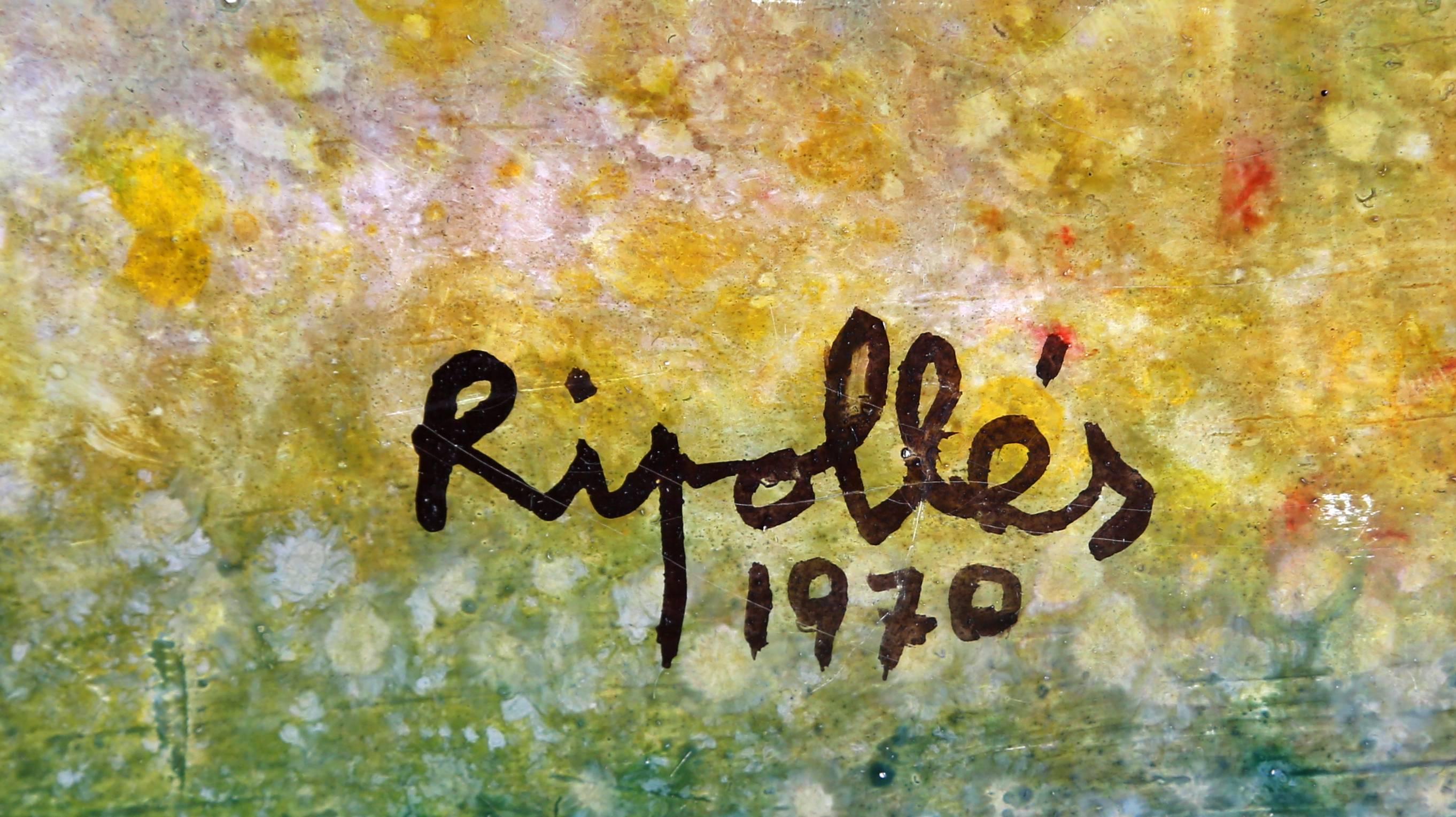 Woman in Yellow tenant des fleurs, peinture à l'huile de Ripolles 1970 - Painting de Juan Garcia Ripolles