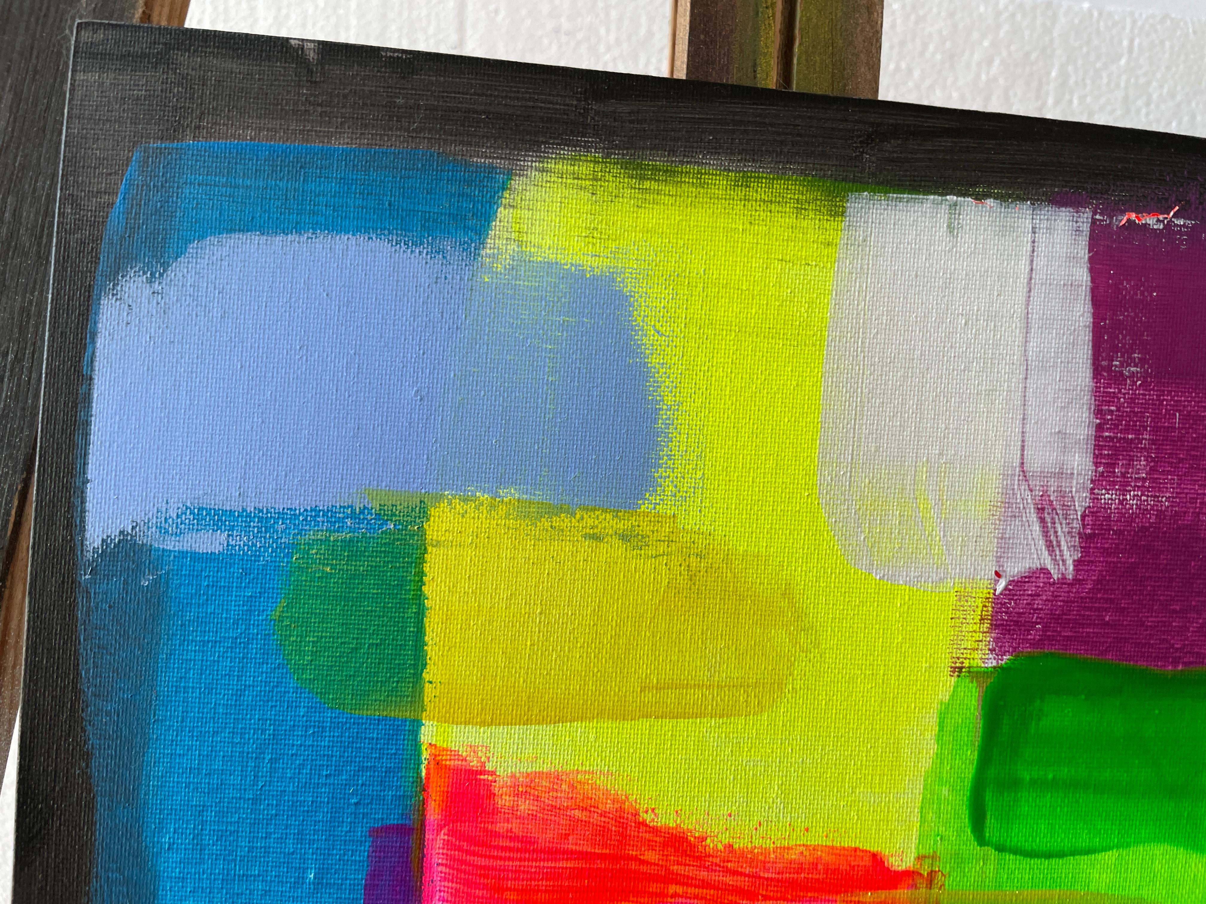 Mi obra, creada con acrílicos, refleja una exploración abstracta y vibrante del espíritu humano. La elección de colores vivos y las formas entrelazadas capturan la complejidad emocional y la profunda introspección. Busqué transmitir la interconexión